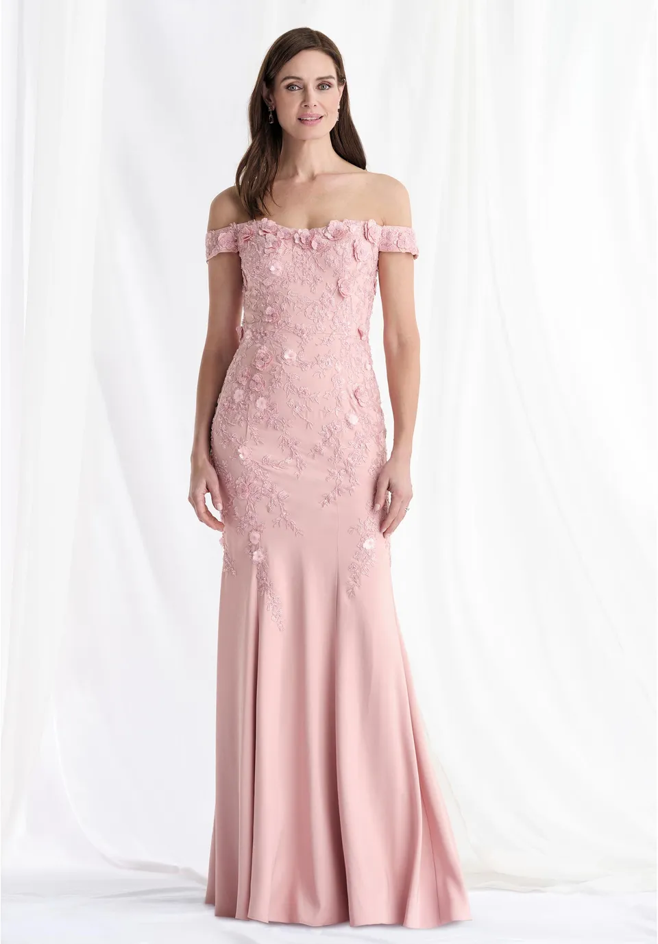 morilee-abendkleid-fit-and-flare-crepe-mit-off-shoulder-und-perlen-bl-ten image 1