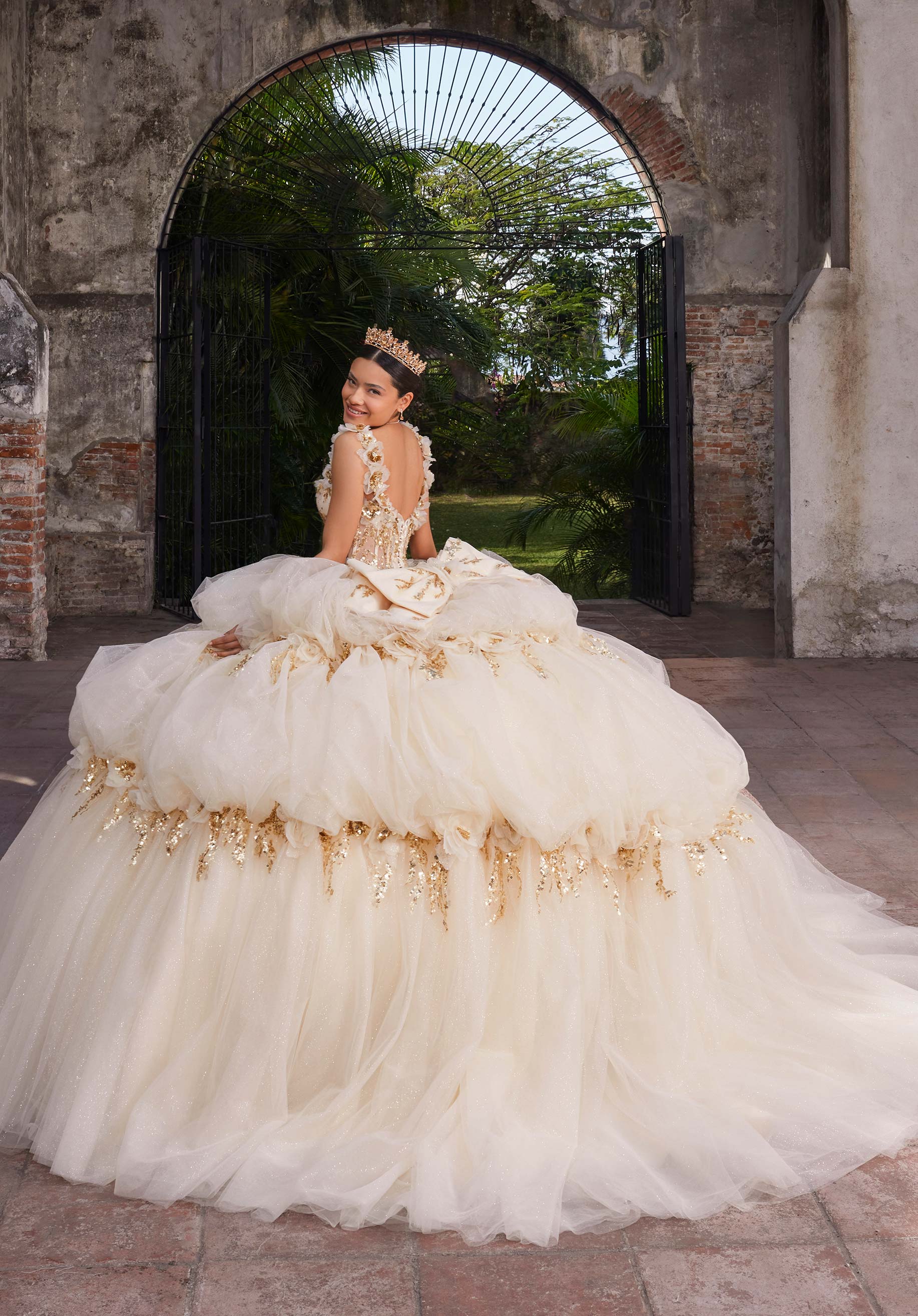 morilee-alaina-quincea-era-kleid-sweetheart-stufenrock-metallic image 6