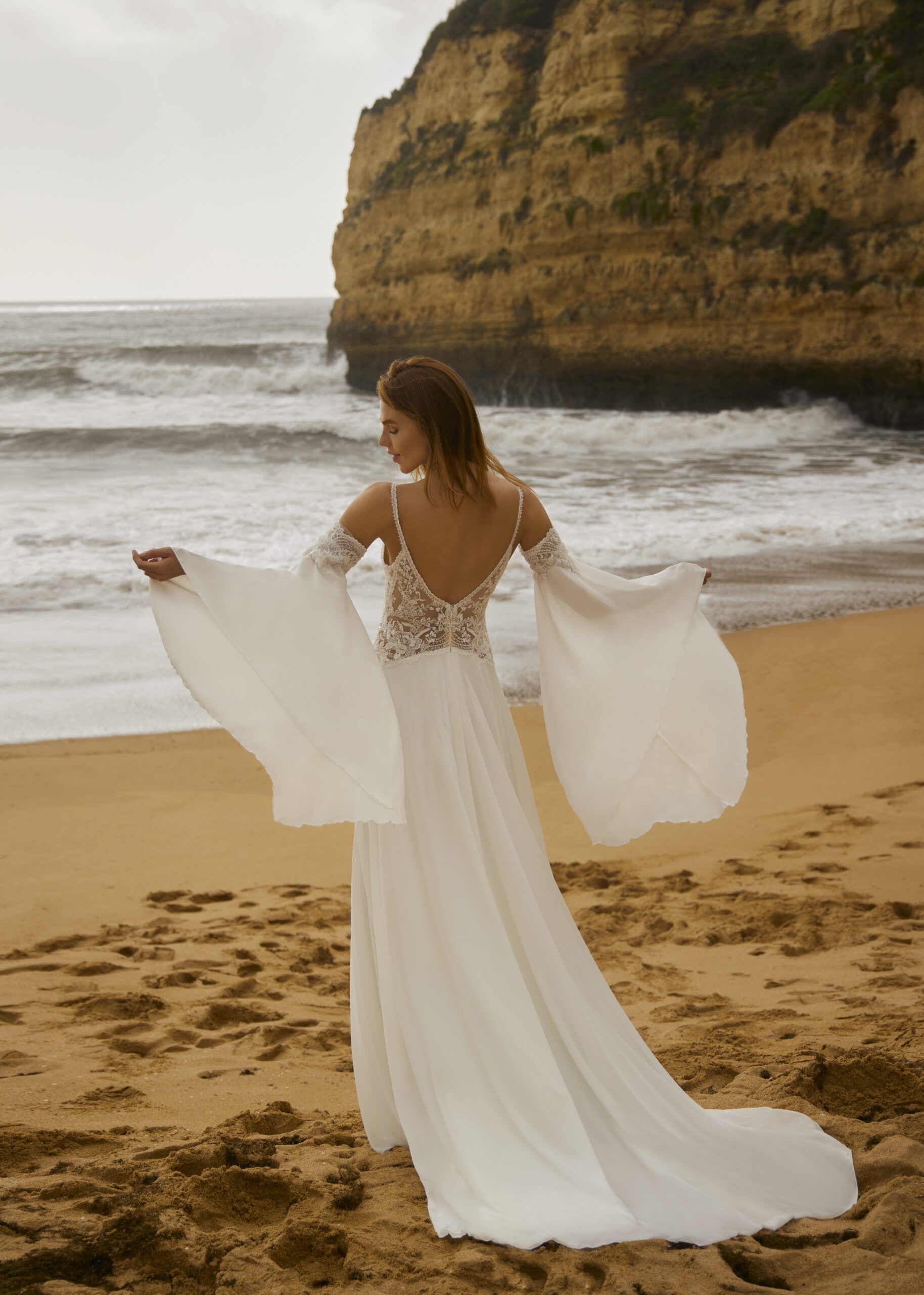 gbs-herve-paris-bridal-candice-brautkleid-cherish-love-collection image 2