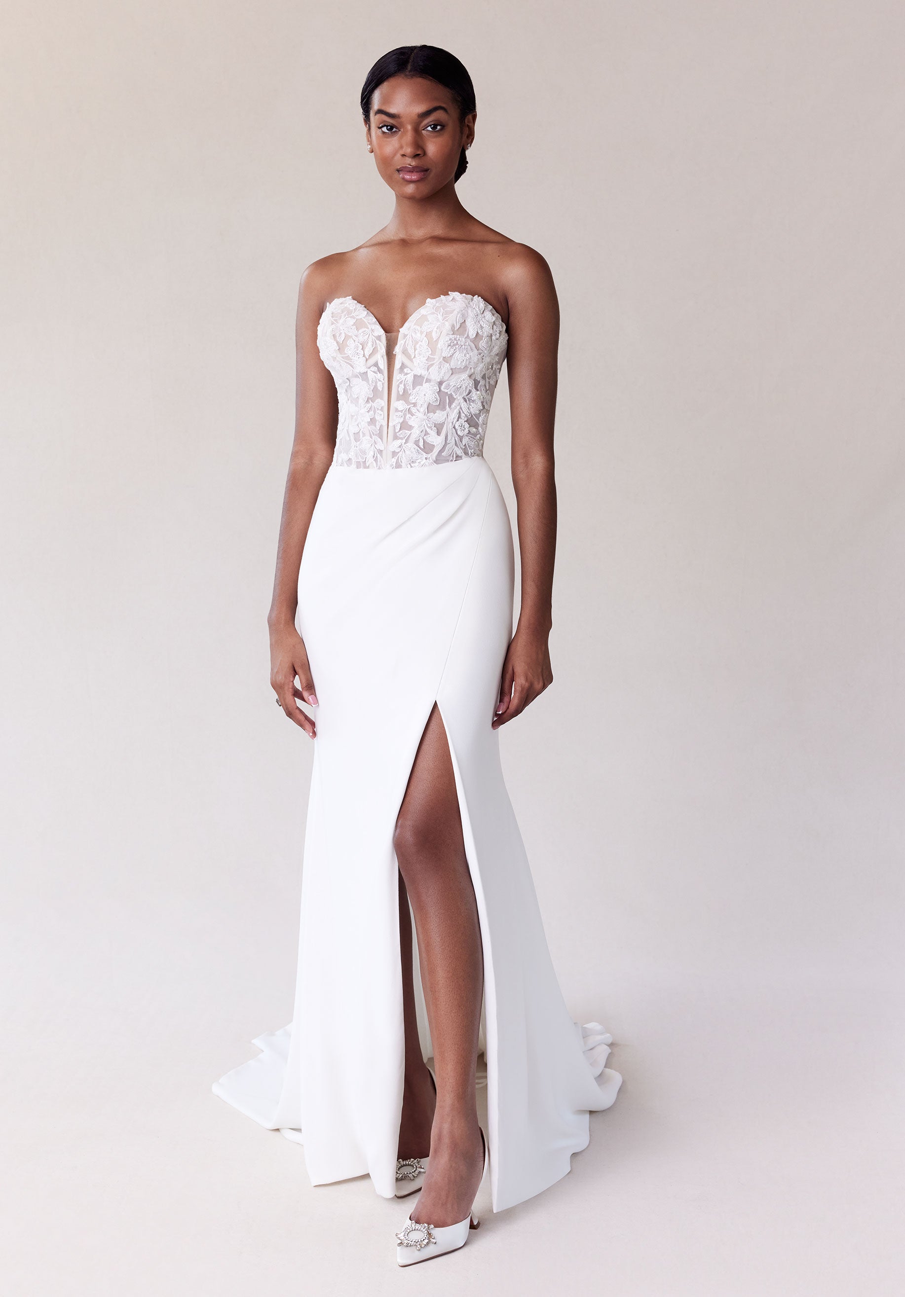 morilee-schyler-brautkleid-sheath-mit-corsage-und-schlitz image 1