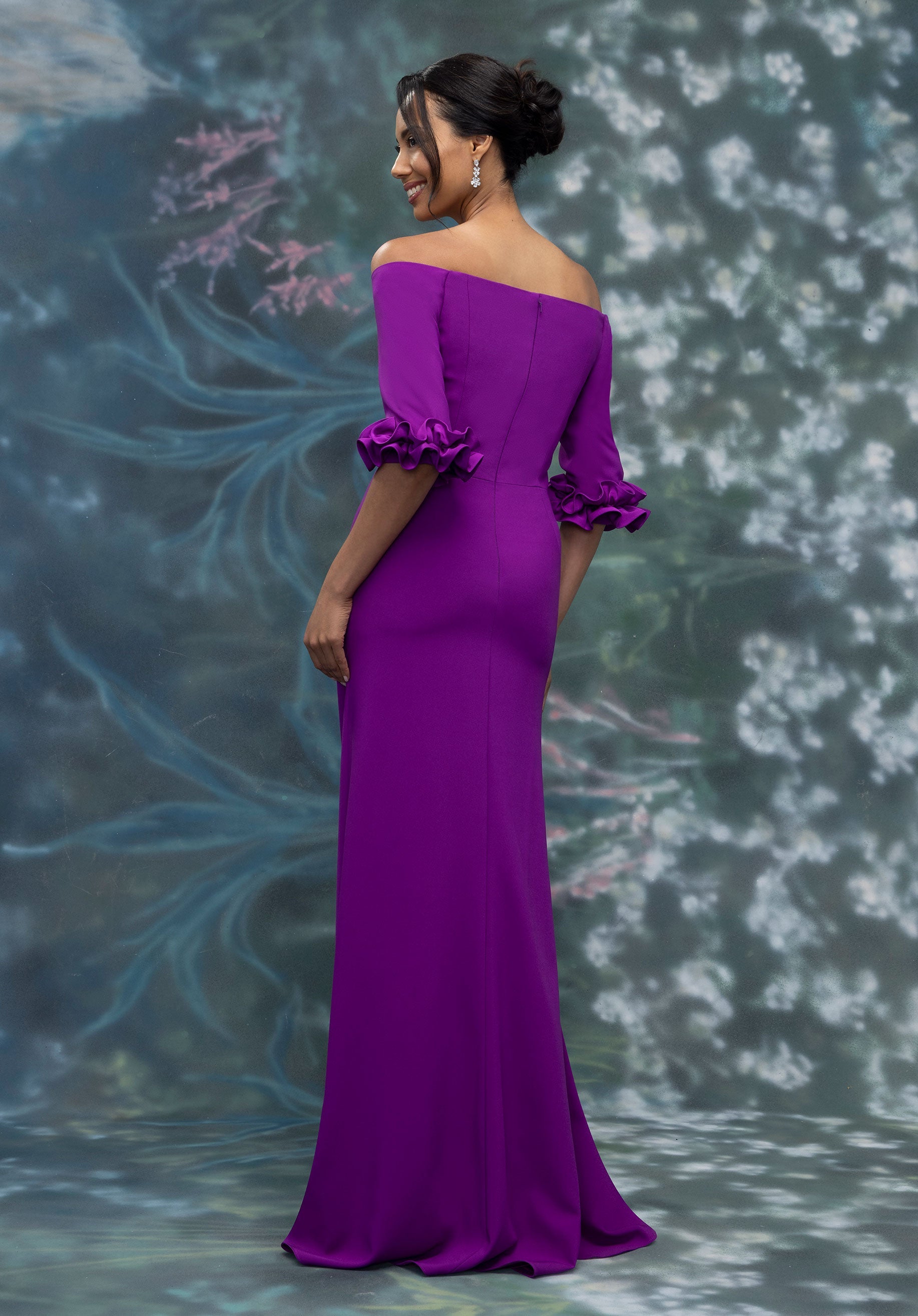 morilee-off-shoulder-crepe-abendkleid-fit-and-flare image 5