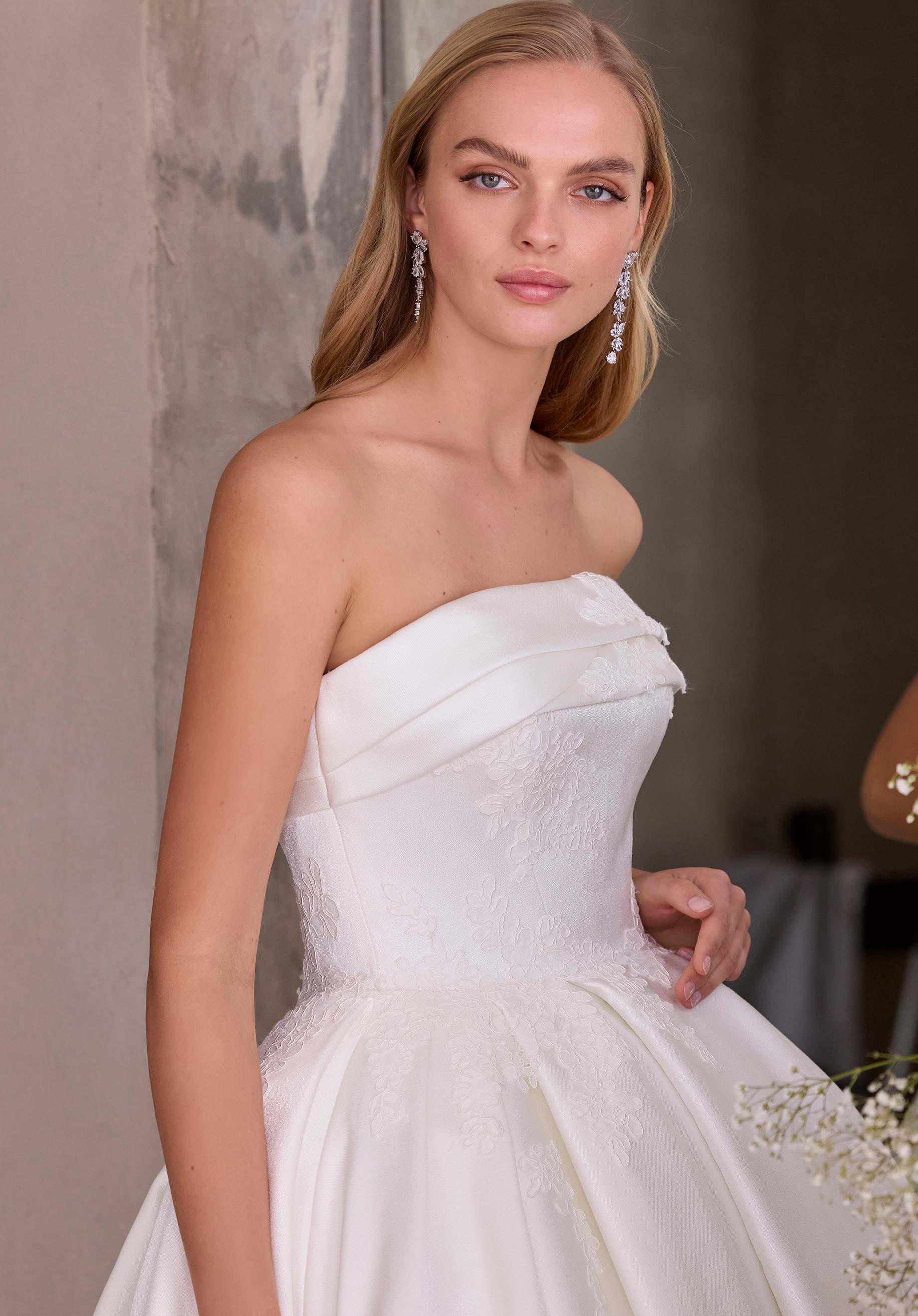 morilee-asteria-brautkleid-ballkleid-satin-spitze image 2
