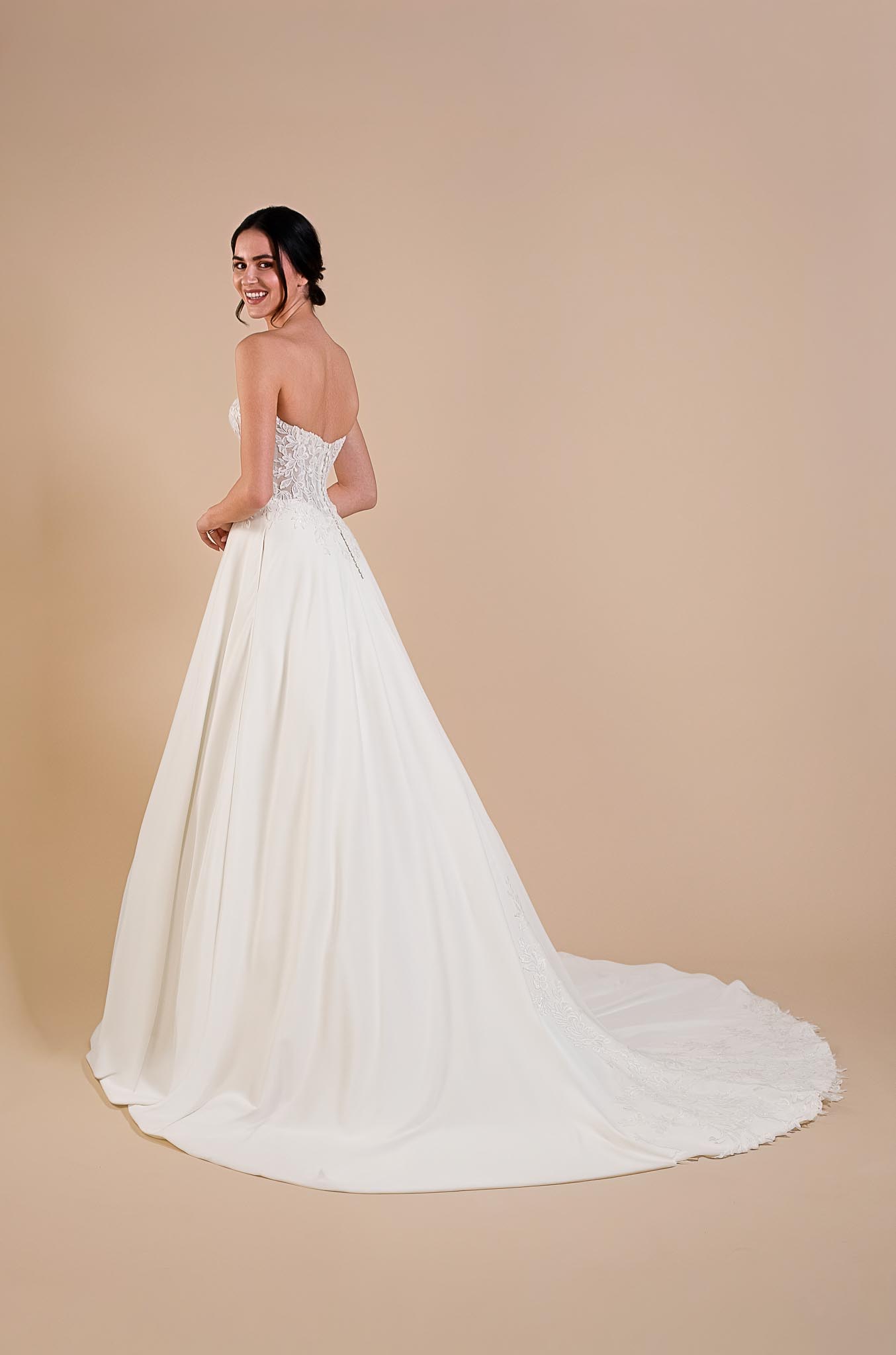 eglantine-itzel-brautkleid-ivoire-gr-34-70 image 3