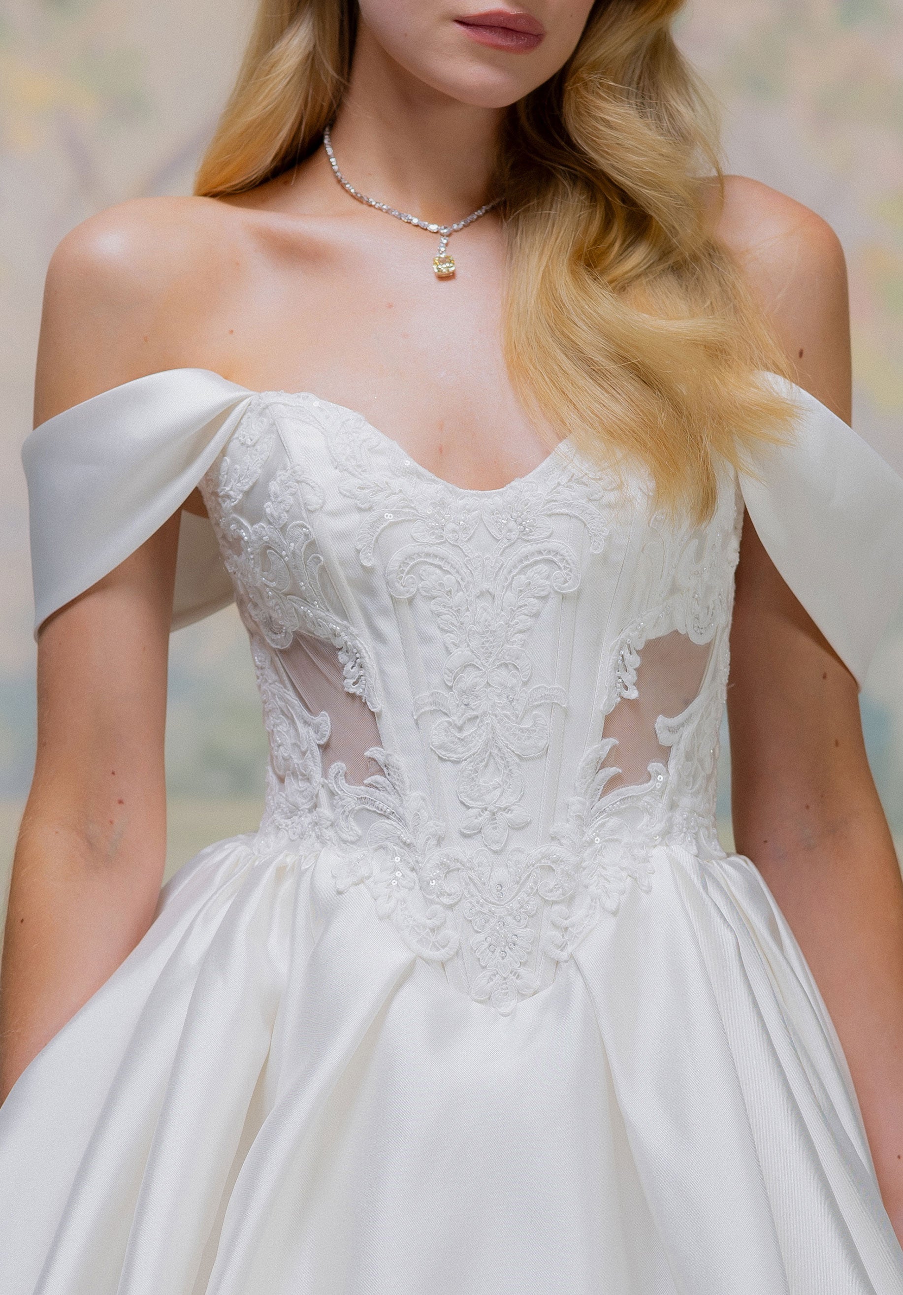 morilee-toviana-brautkleid-satin-korsett image 7