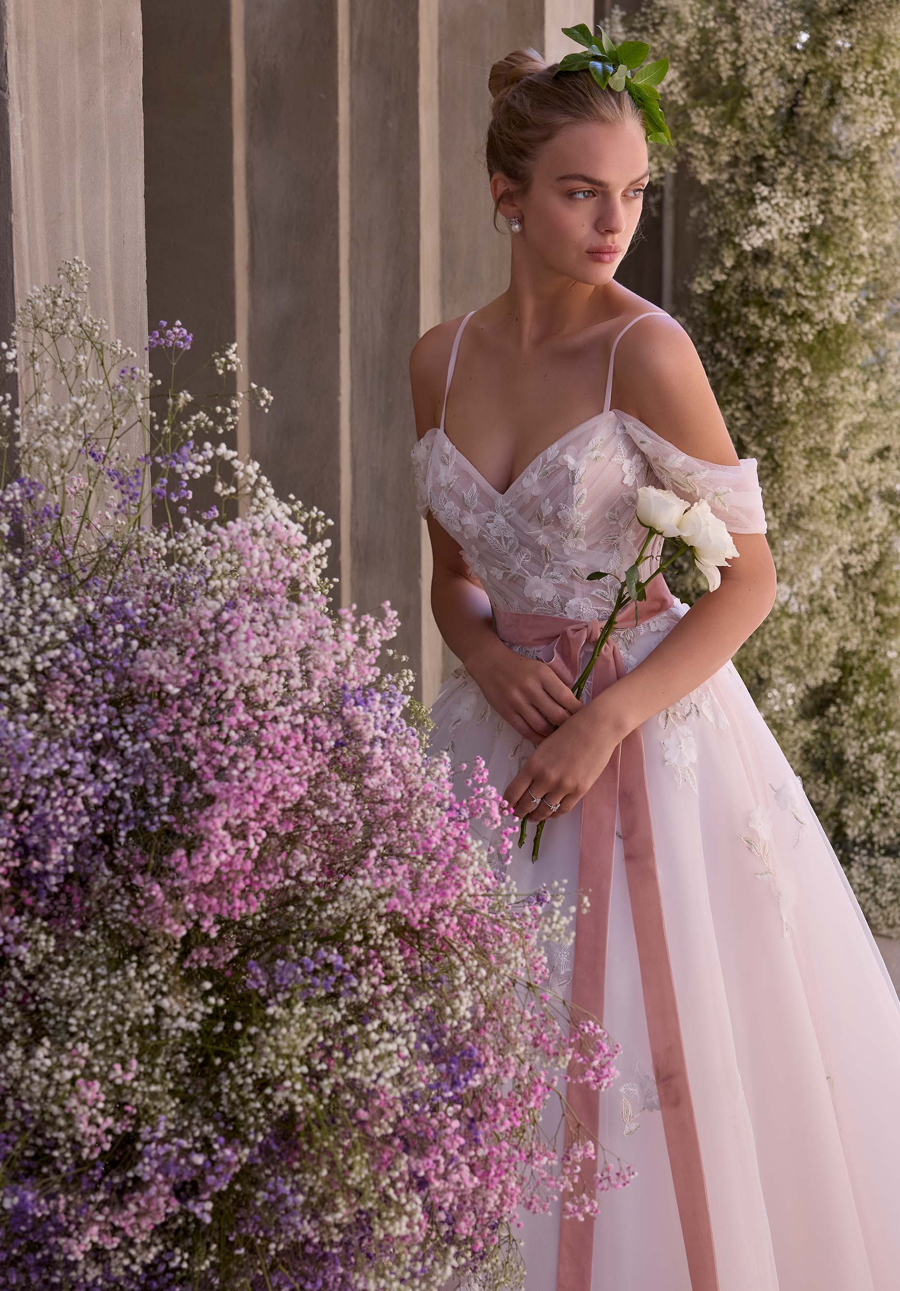 morilee-morrigan-brautkleid-a-linie-mit-abnehmbarem-cape-und-schleife image 2