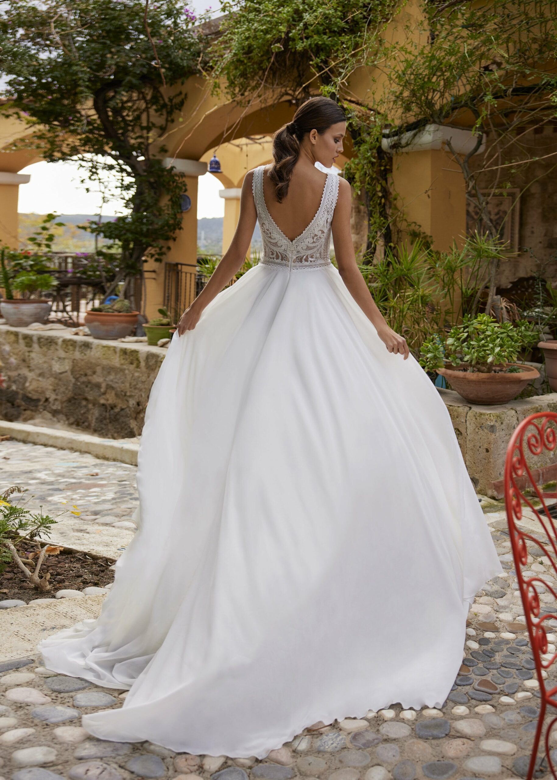 gbs-herve-paris-bridal-ajaccio-braut-festliche-komplettgarderobe image 2