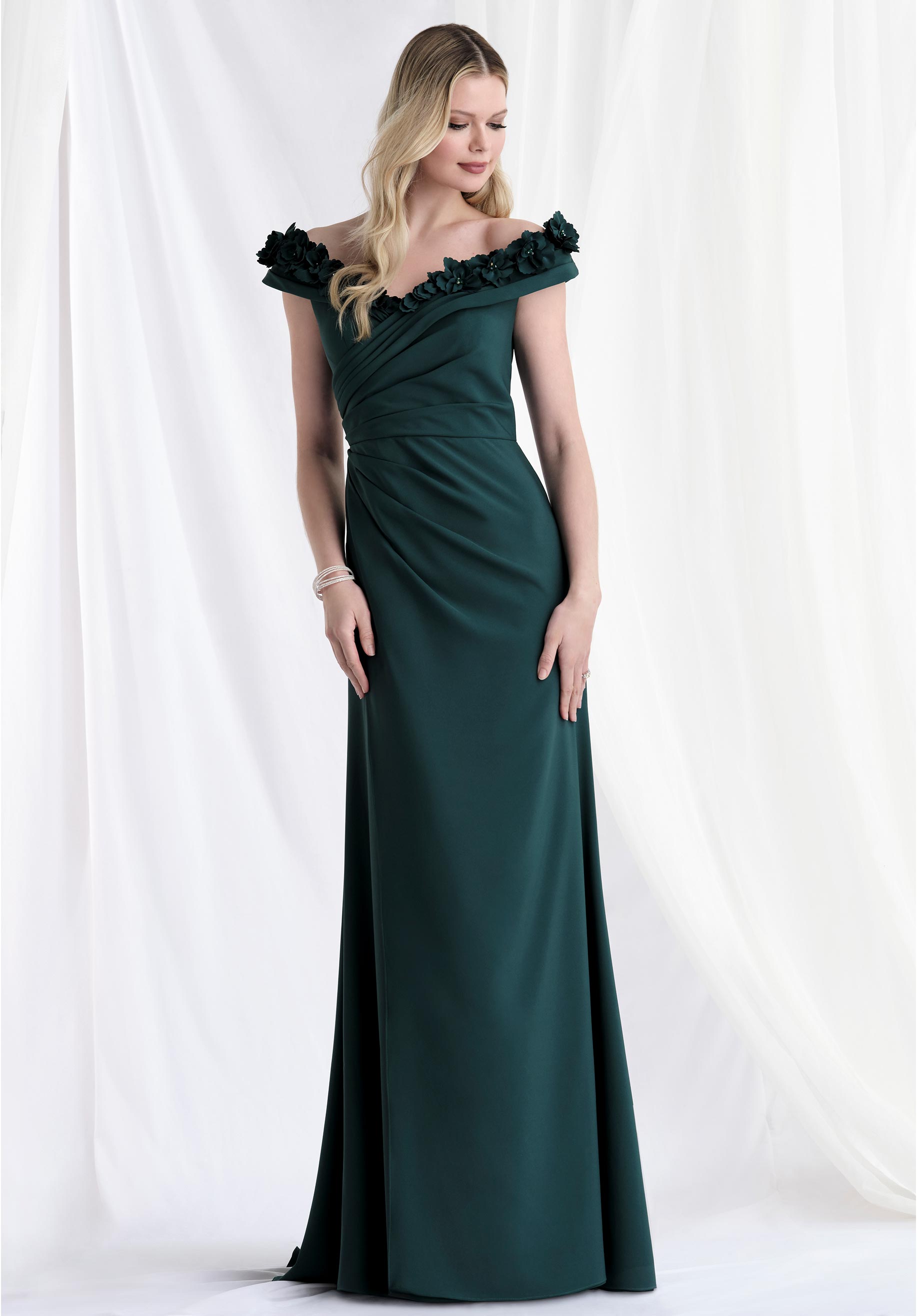 morilee-abendkleid-wickel-oberteil-fit-flare-crepe-floral image 2