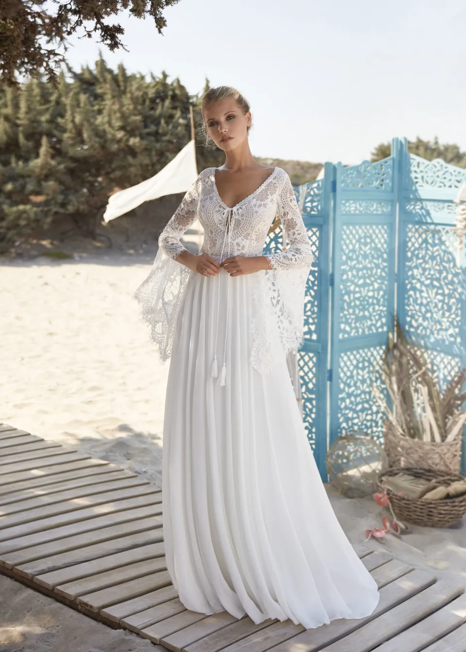 gbs-herve-paris-bridal-vias-boho-destination-brautkleid image 1