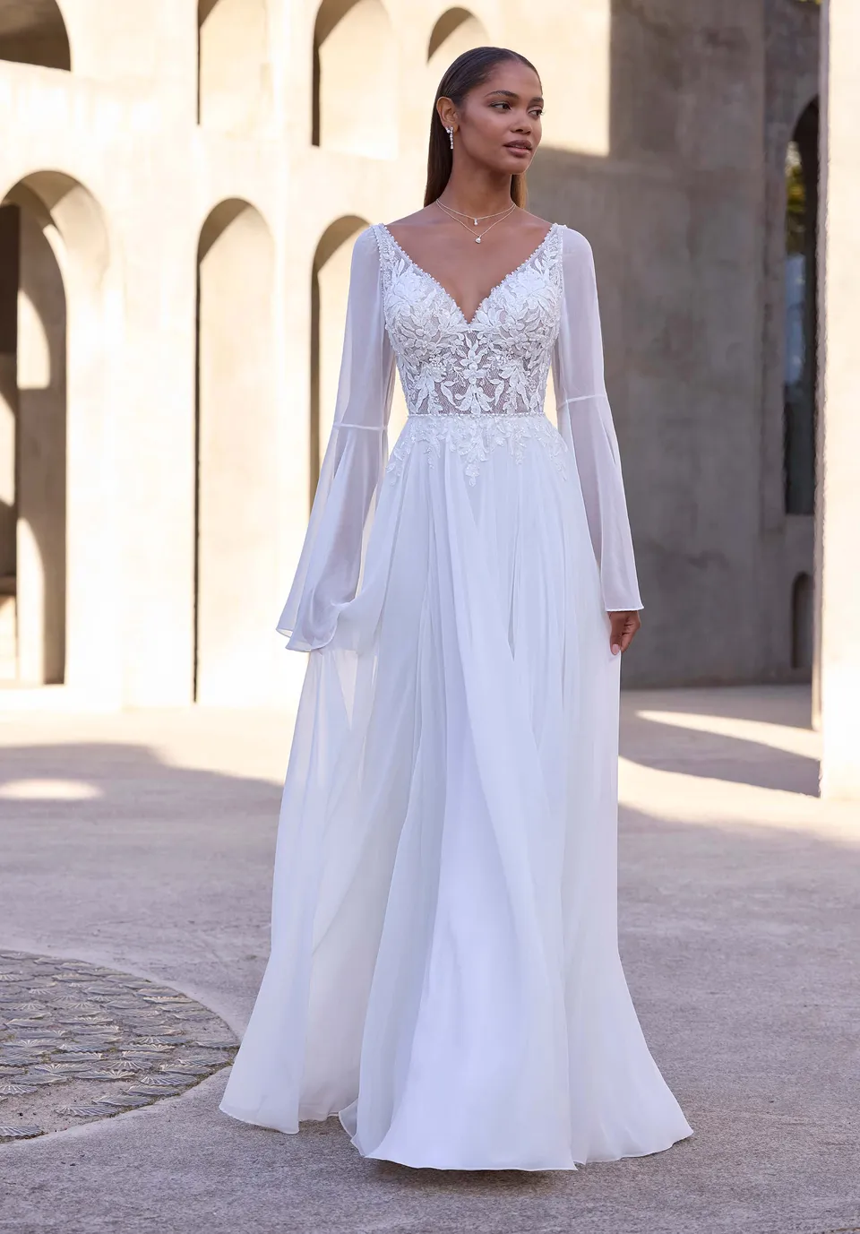 morilee-dria-brautkleid-a-linie-chiffon-ivory-champagne-honey image 1
