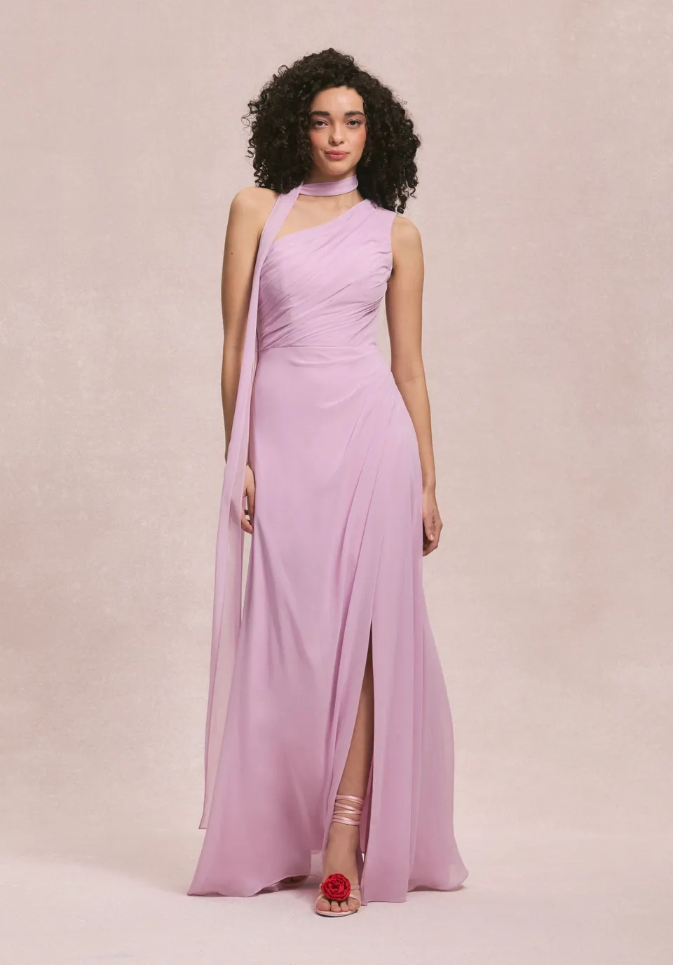 morilee-one-shoulder-chiffon-brautjungfernkleid-mit-schlitz image 1