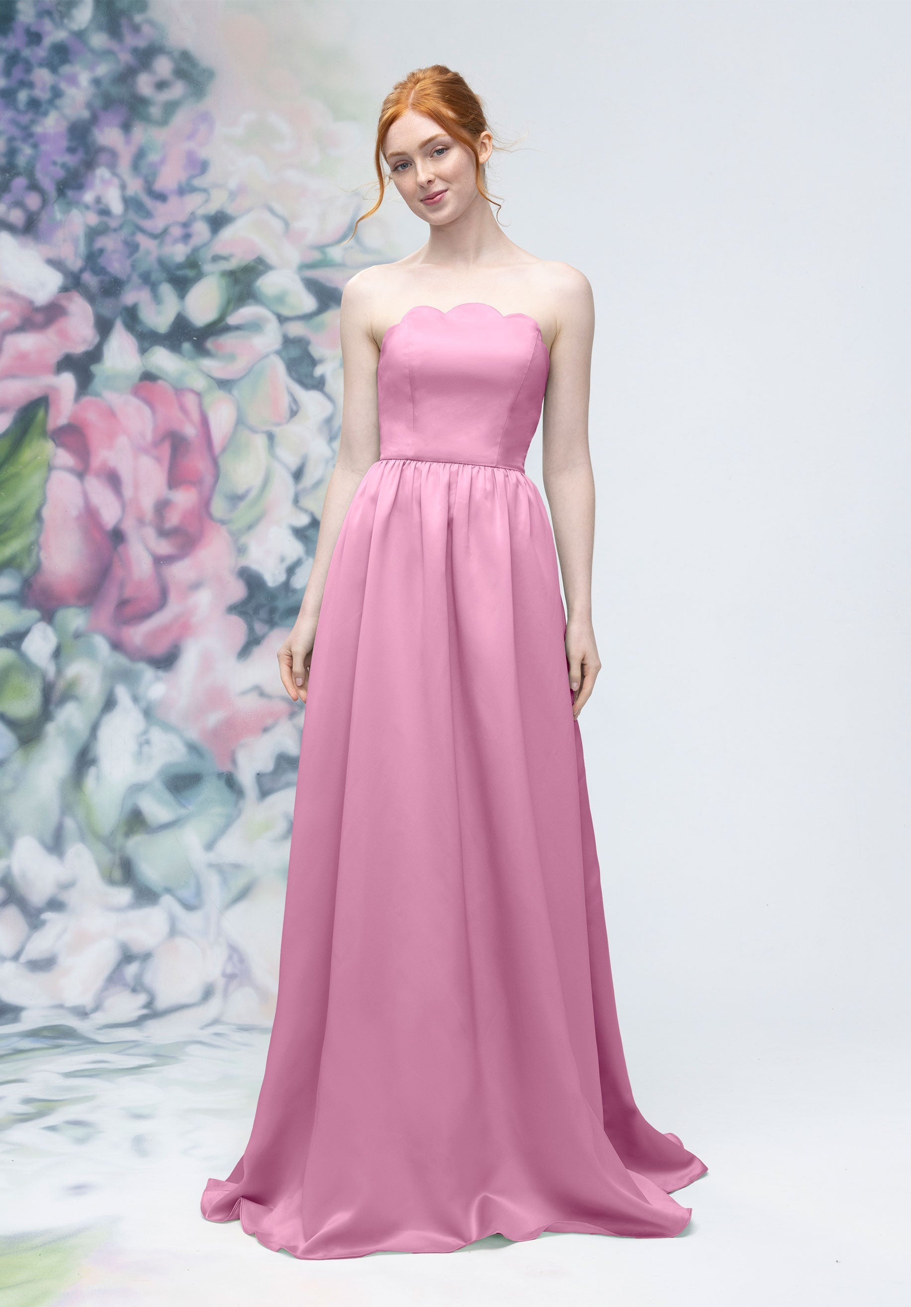 morilee-scallop-strapless-satin-a-linie-brautjungfernkleid image 8