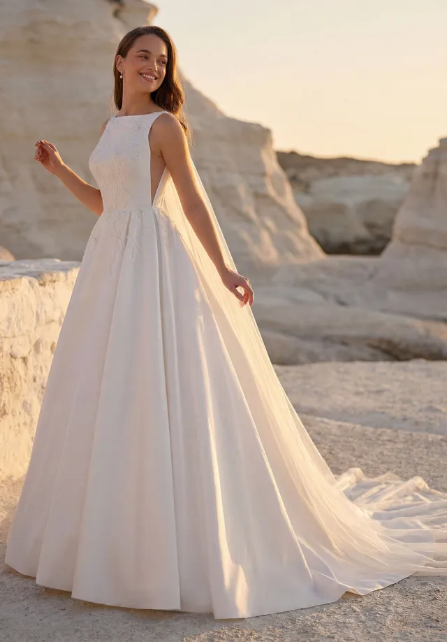 morilee-tivoli-brautkleid-mit-watteau-r-cken image 1