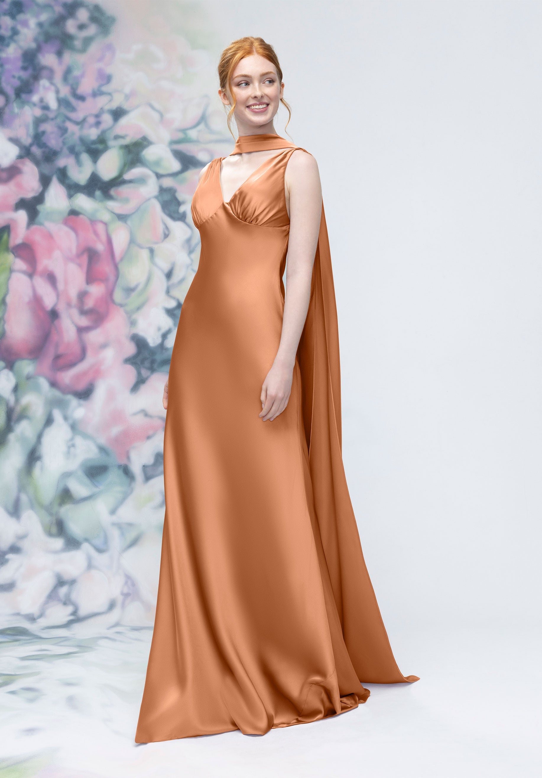 morilee-brautjungfernkleid-satin-v-ausschnitt-empire-mit-halstuch image 7