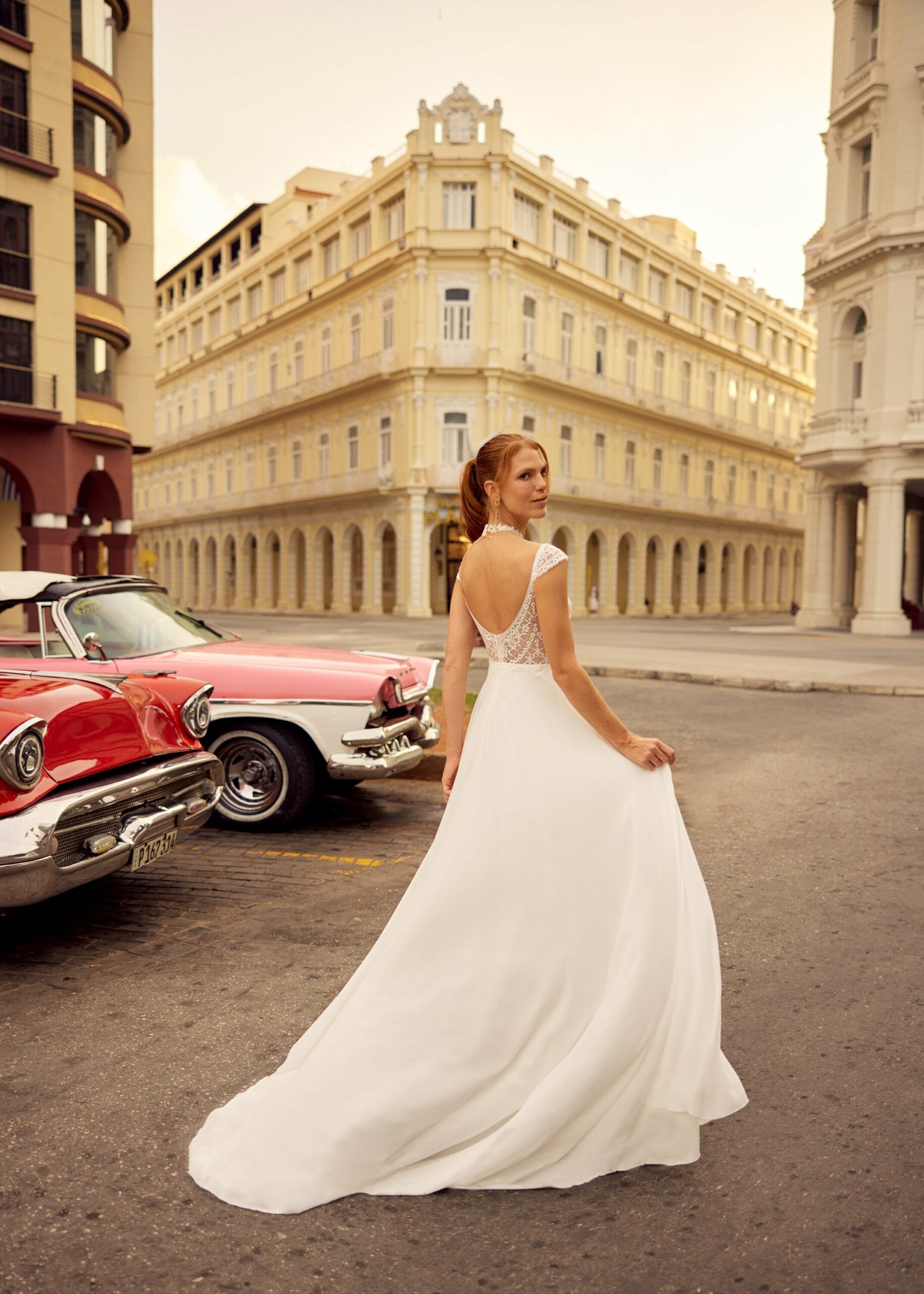gbs-herve-paris-bridal-leah-brautkleid-libre-collection image 4