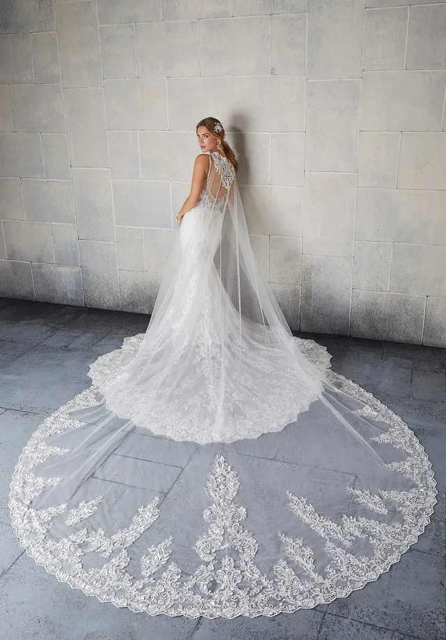 morilee-t-ll-cape-mit-frosted-spitzenbesatz-brautcape image 1