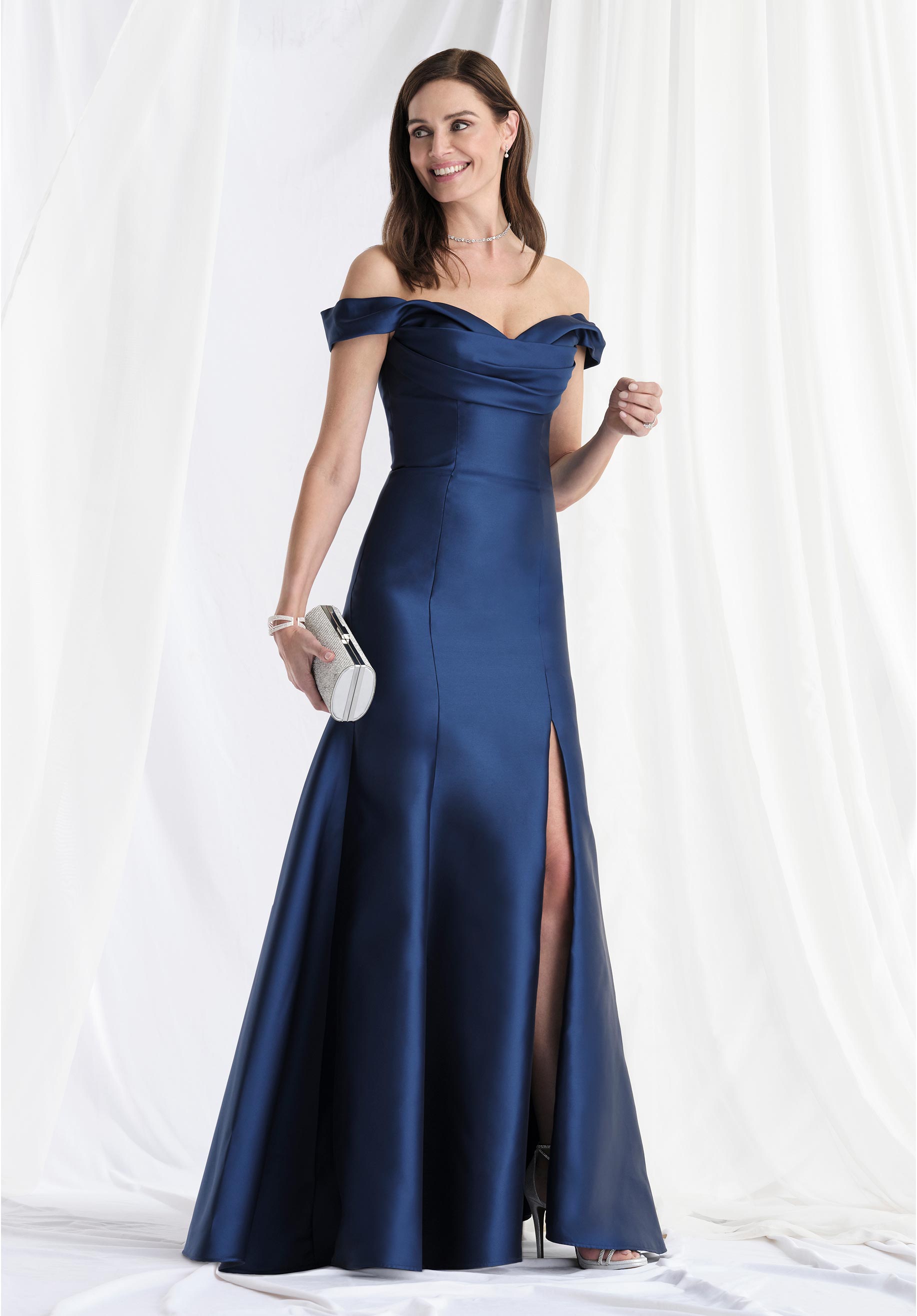 morilee-fit-and-flare-off-shoulder-mikado-abendkleid-mit-schlitz image 4