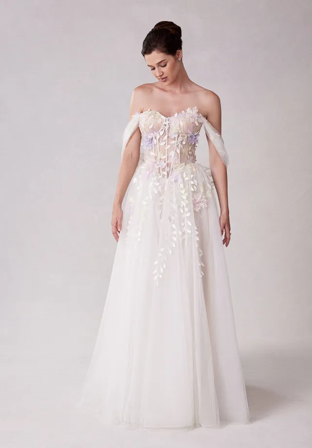 morilee-sonnet-a-linien-brautkleid-mit-3d-spitze image 1