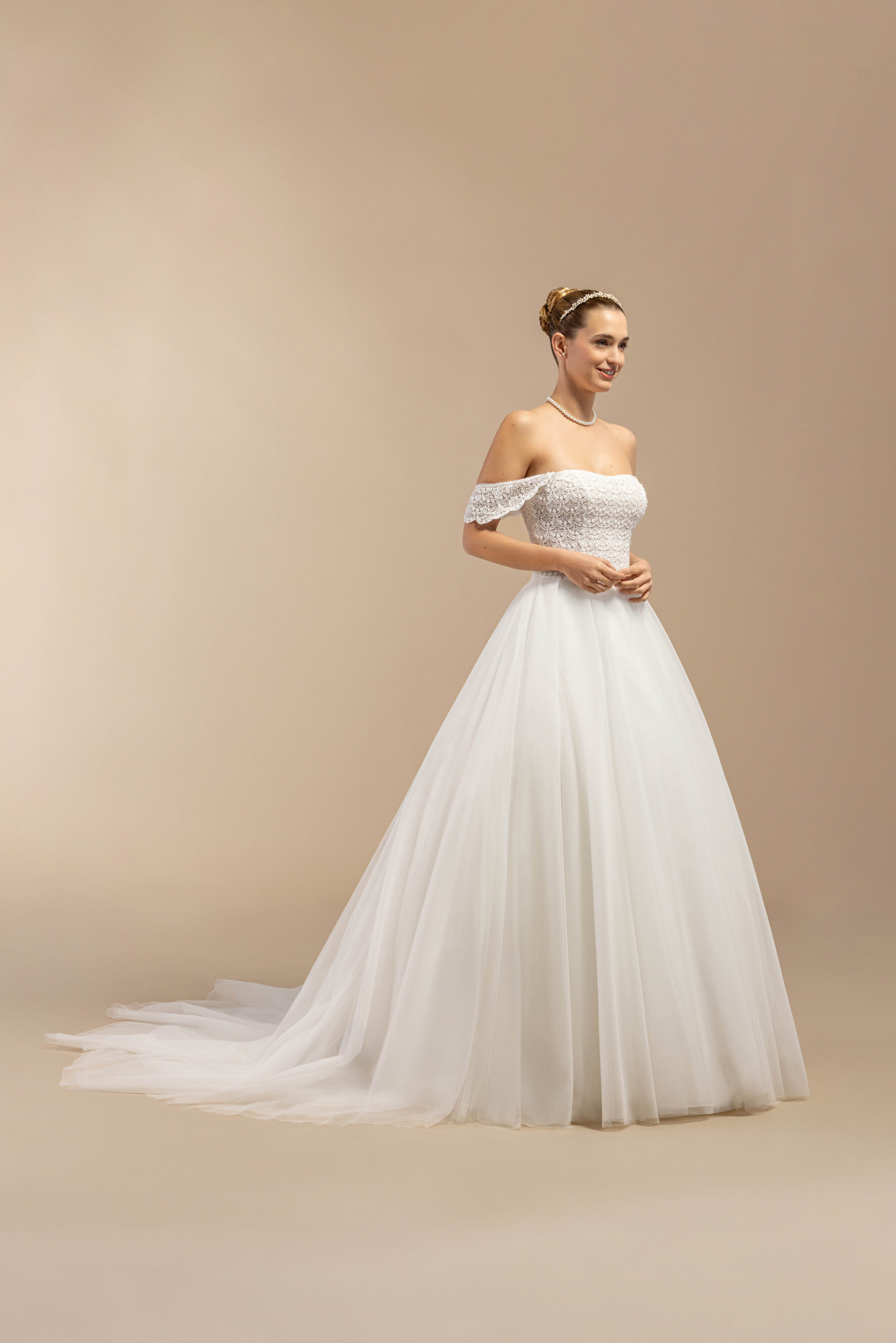 eglantine-bettie-brautkleid-ivoire-wei-gr-e-34-74 image 1