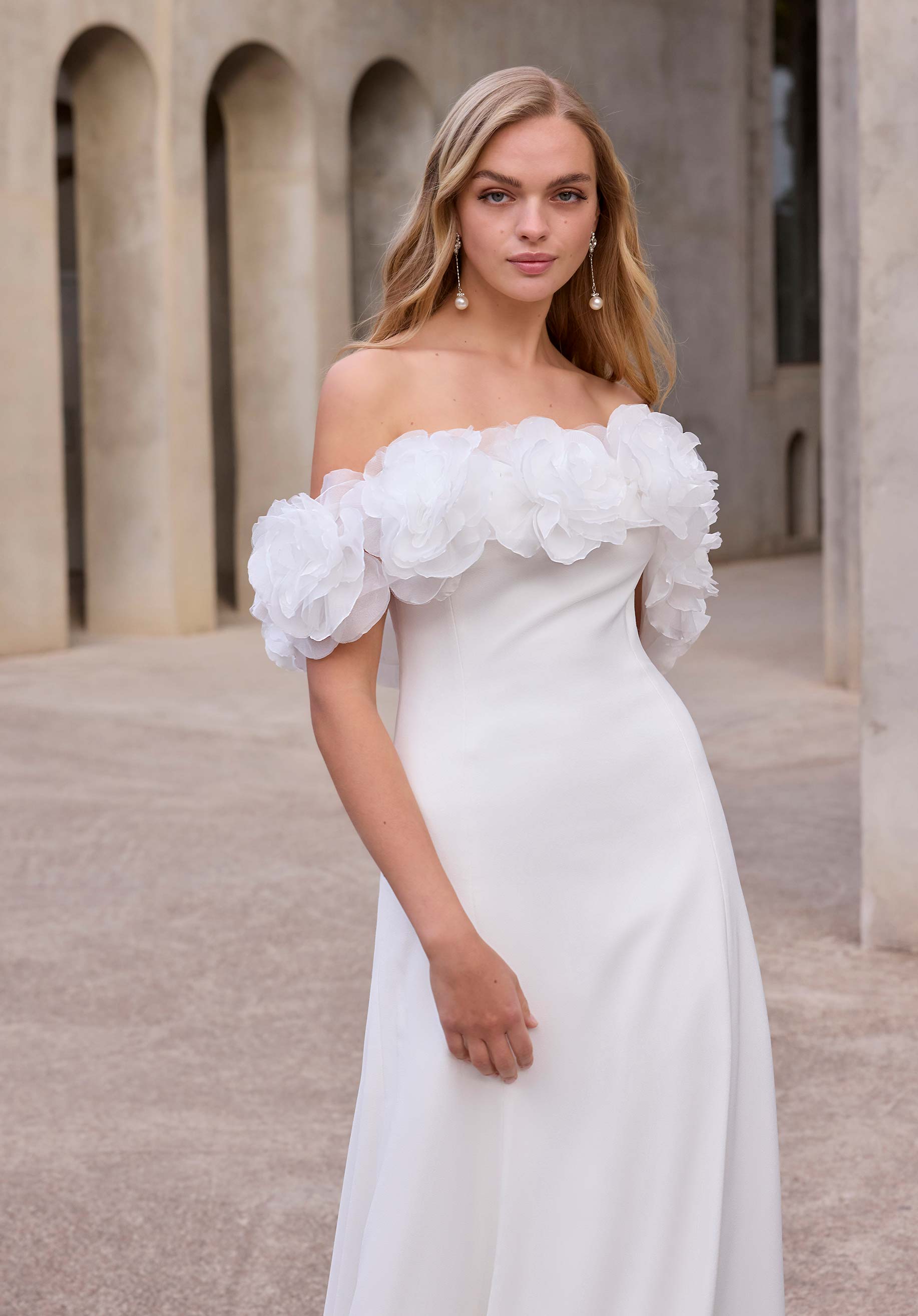 morilee-calliope-brautkleid-fit-flare-crepe-perlen image 2