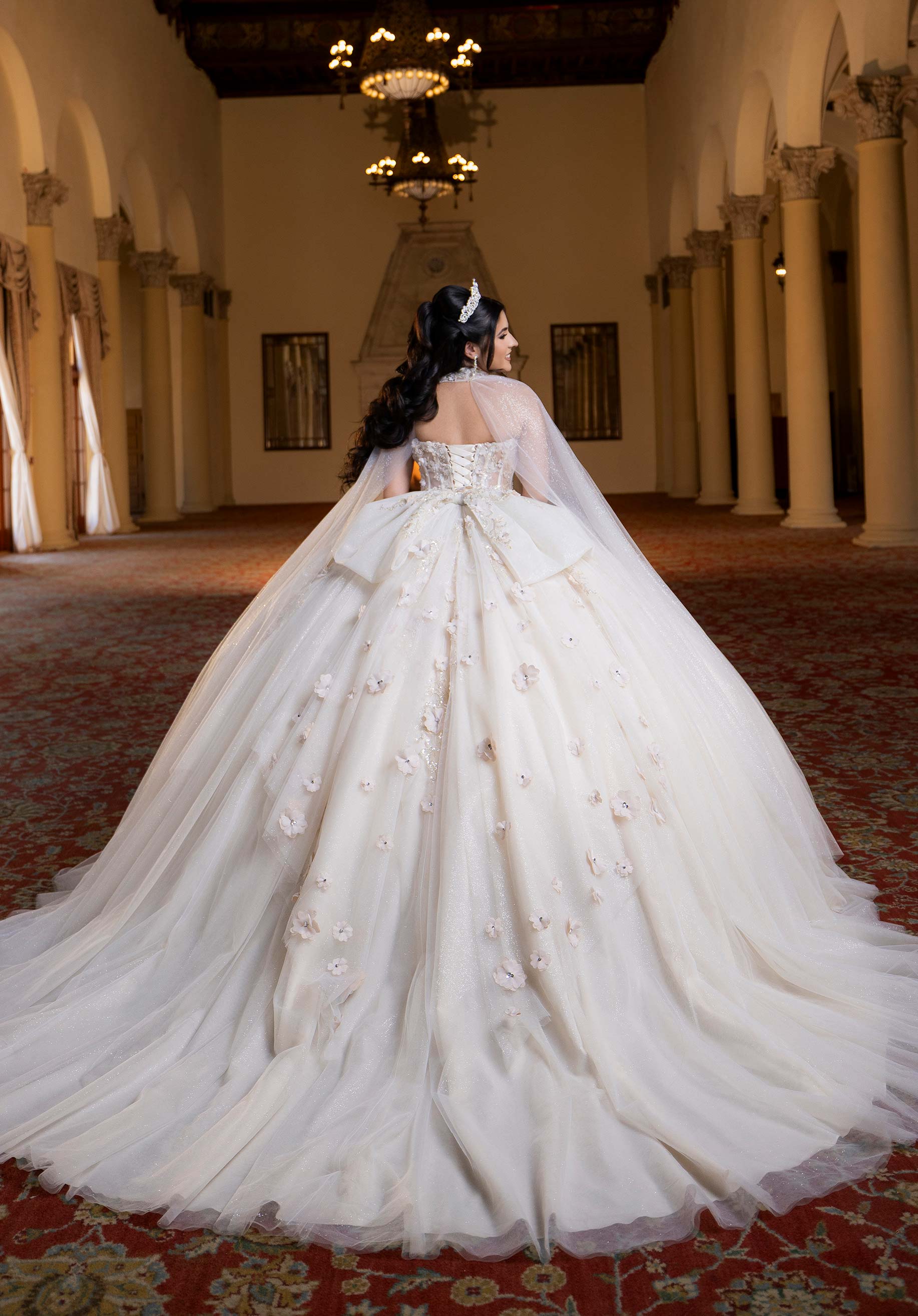 morilee-belen-quincea-era-ballkleid-mit-chandelier-beading-und-choker image 6