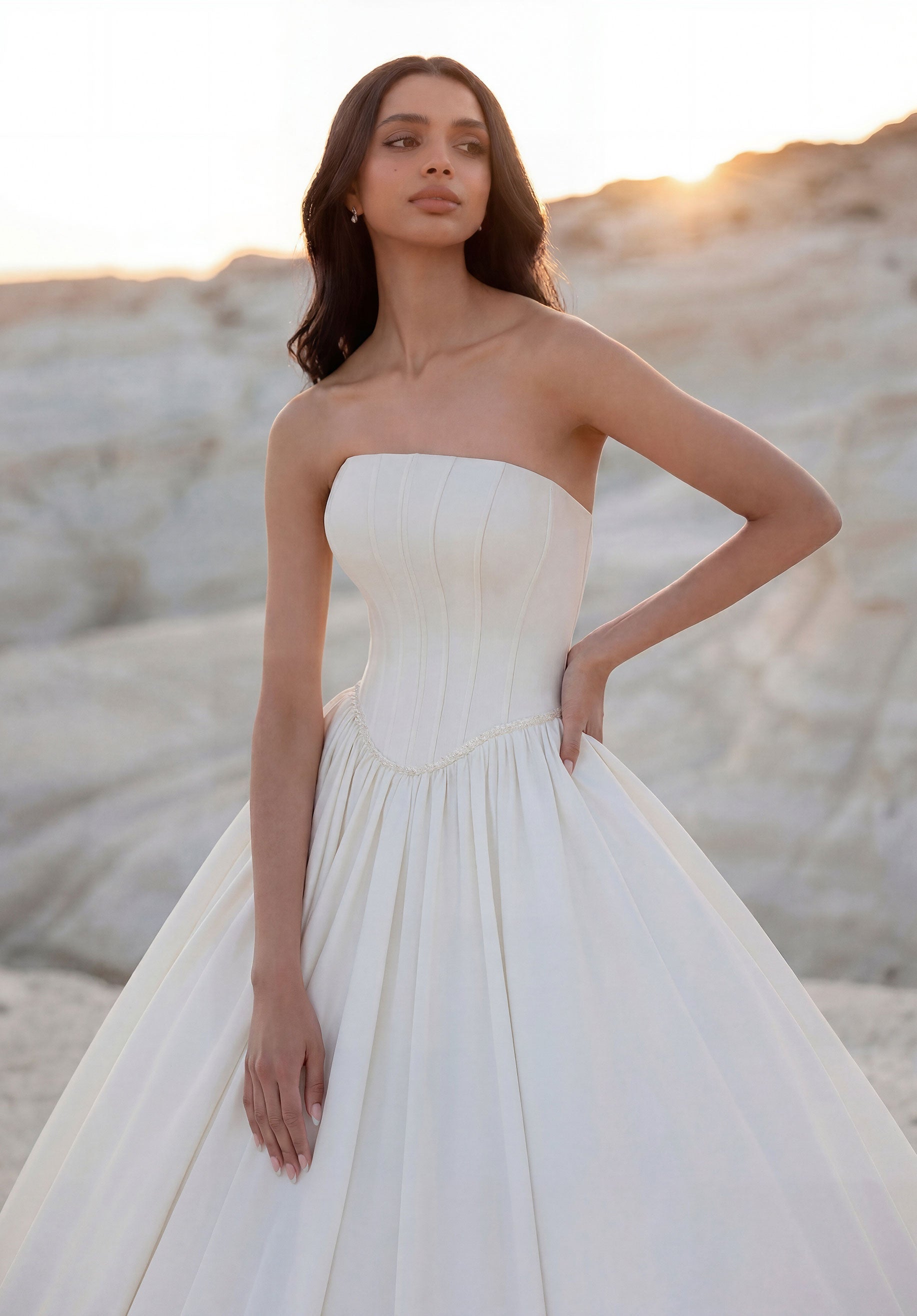morilee-tir-ne-brautkleid-satin-ballkleid-mit-juwelen-basque-taille image 2