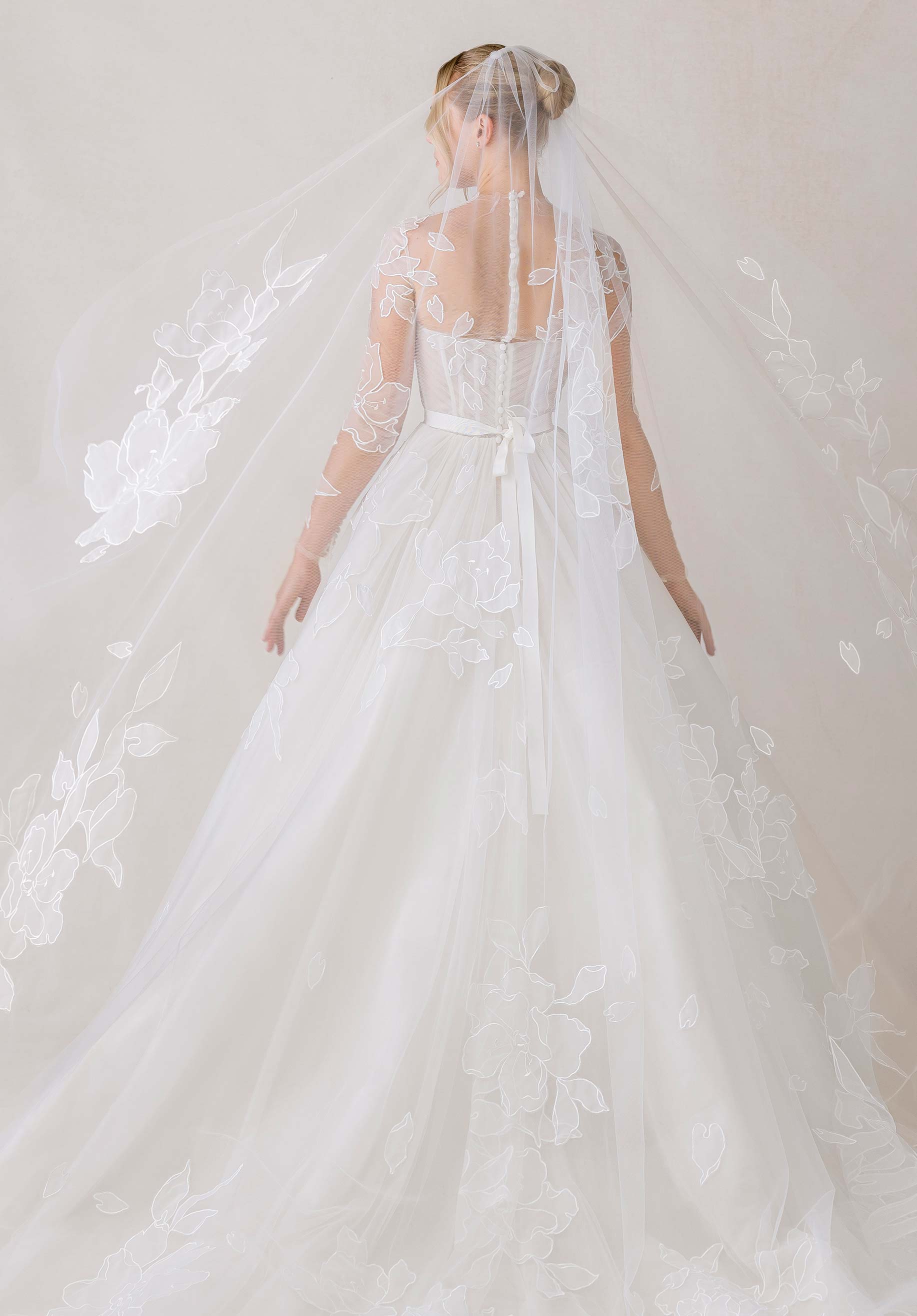 morilee-chass-a-linie-brautkleid-mit-illusionsjacke image 6