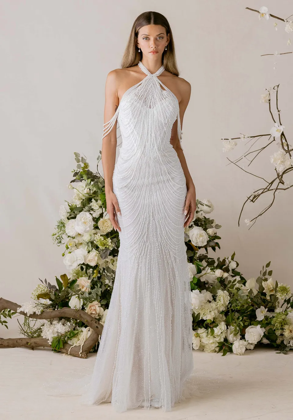 morilee-adagio-etuikleid-brautkleid-mit-perlen image 1