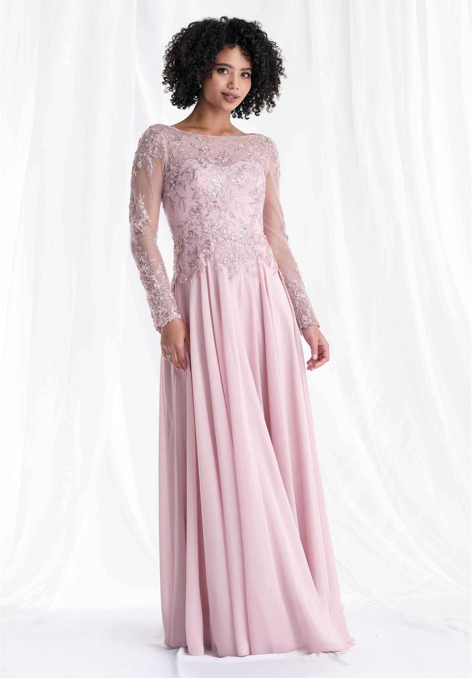 morilee-abendkleid-a-linie-chiffon-mit-illusions-perlenapplikation image 3