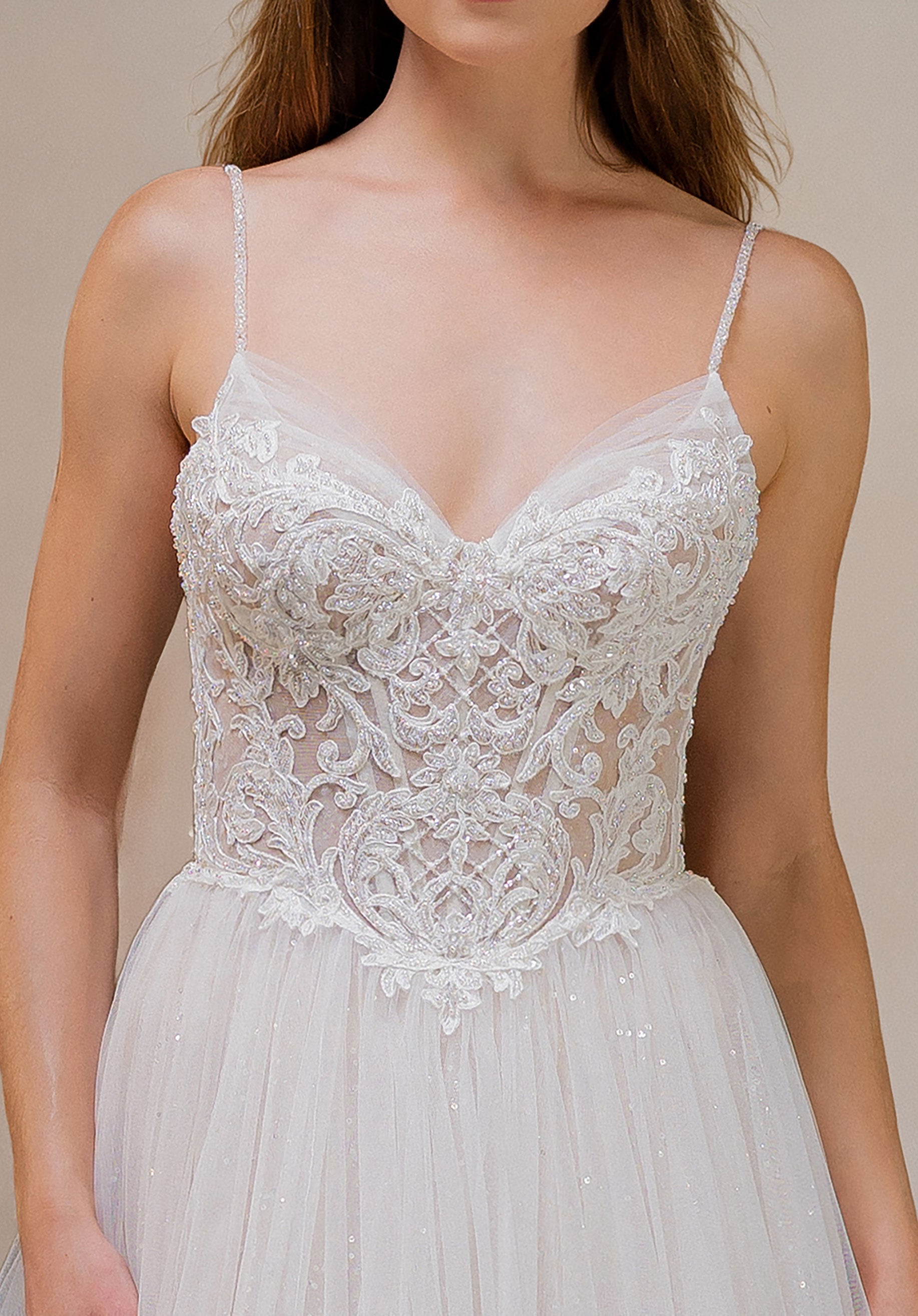 morilee-toscana-brautkleid-mit-glitzer-t-ll-und-basque-taille image 4