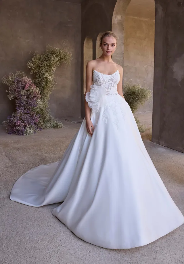 morilee-clio-brautkleid-ballkleid-spitze-satin-mit-3d-bl-te image 1