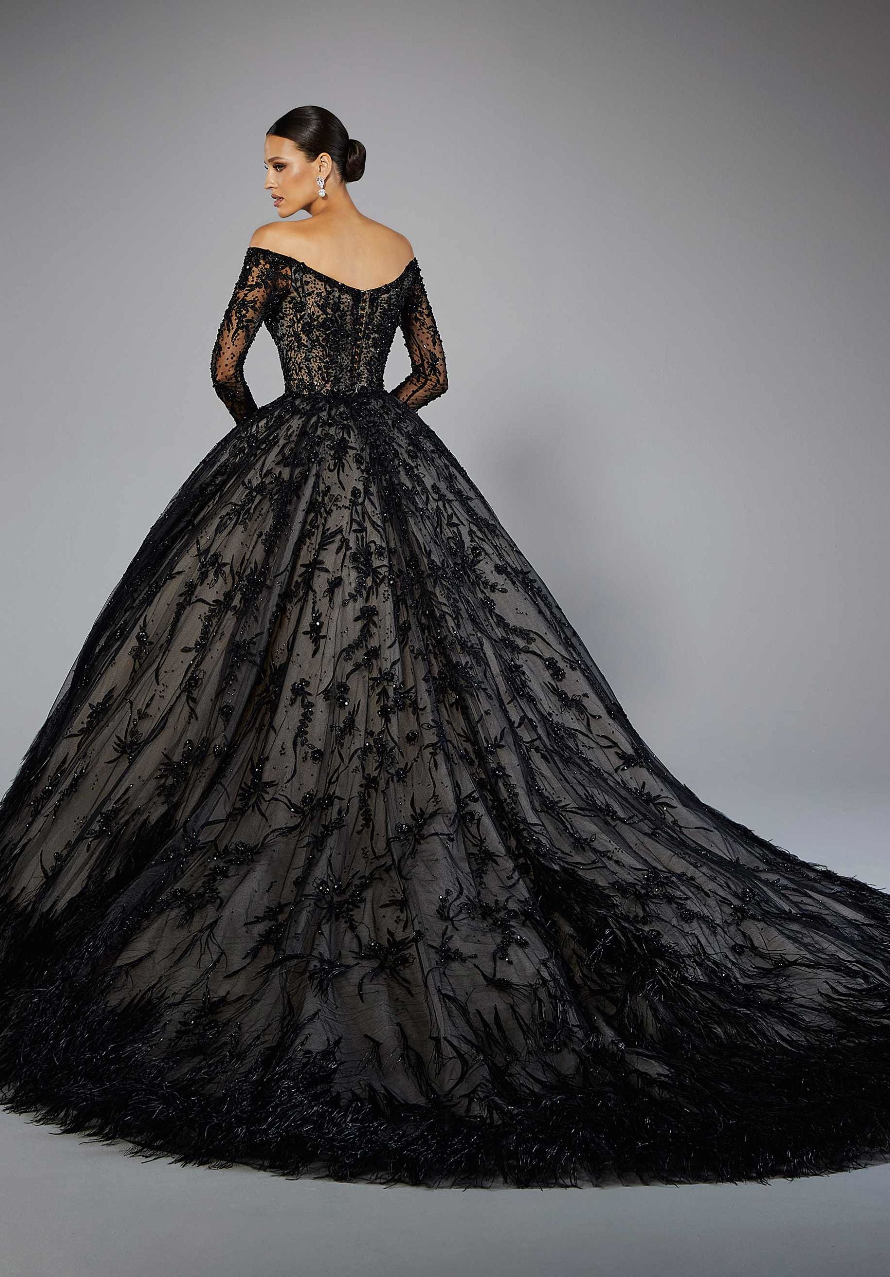 morilee-kristabelle-brautkleid-t-ll-ball-langarm-mit-federn image 3