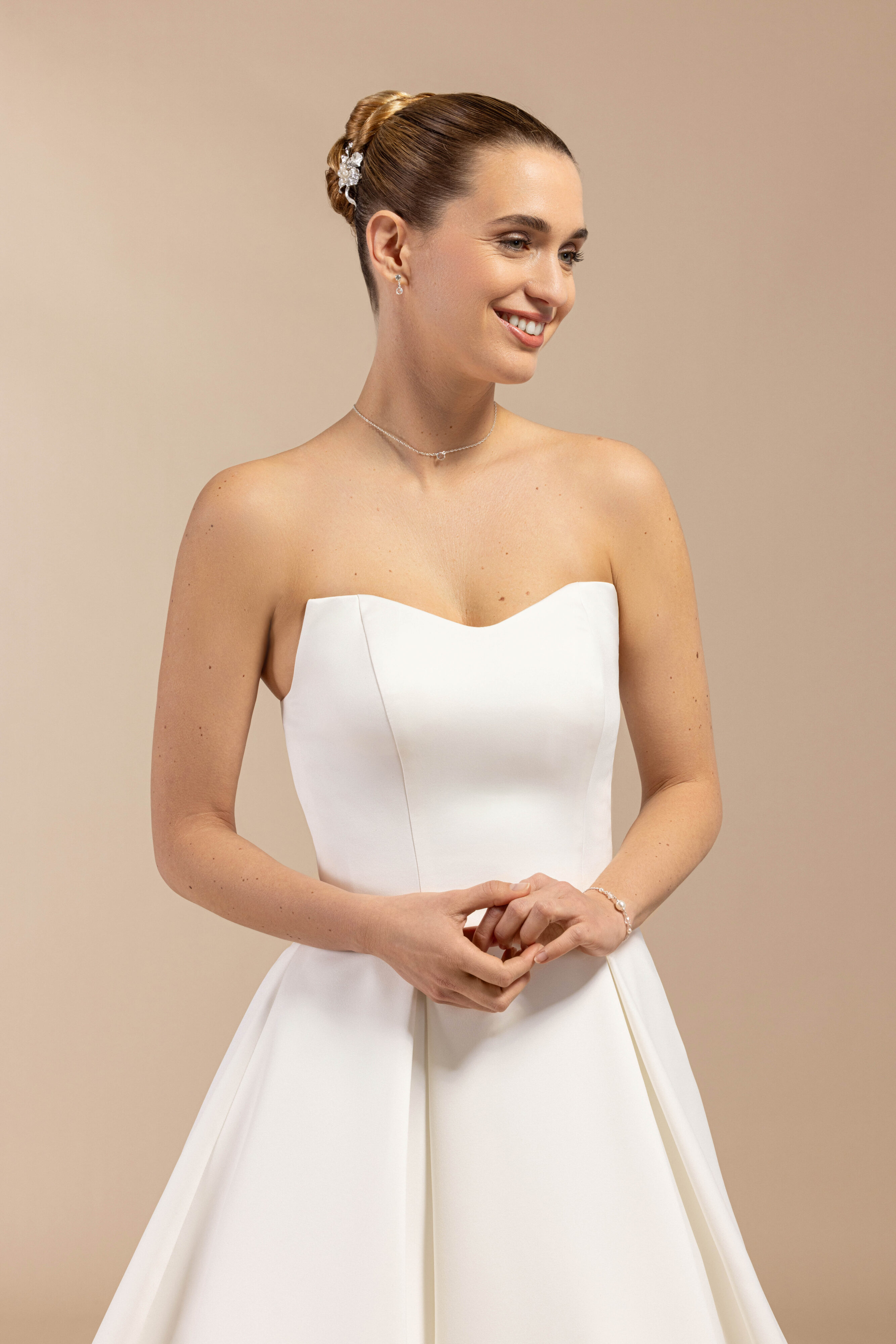 eglantine-blues-brautkleid-in-elfenbein-gr-34-74 image 3