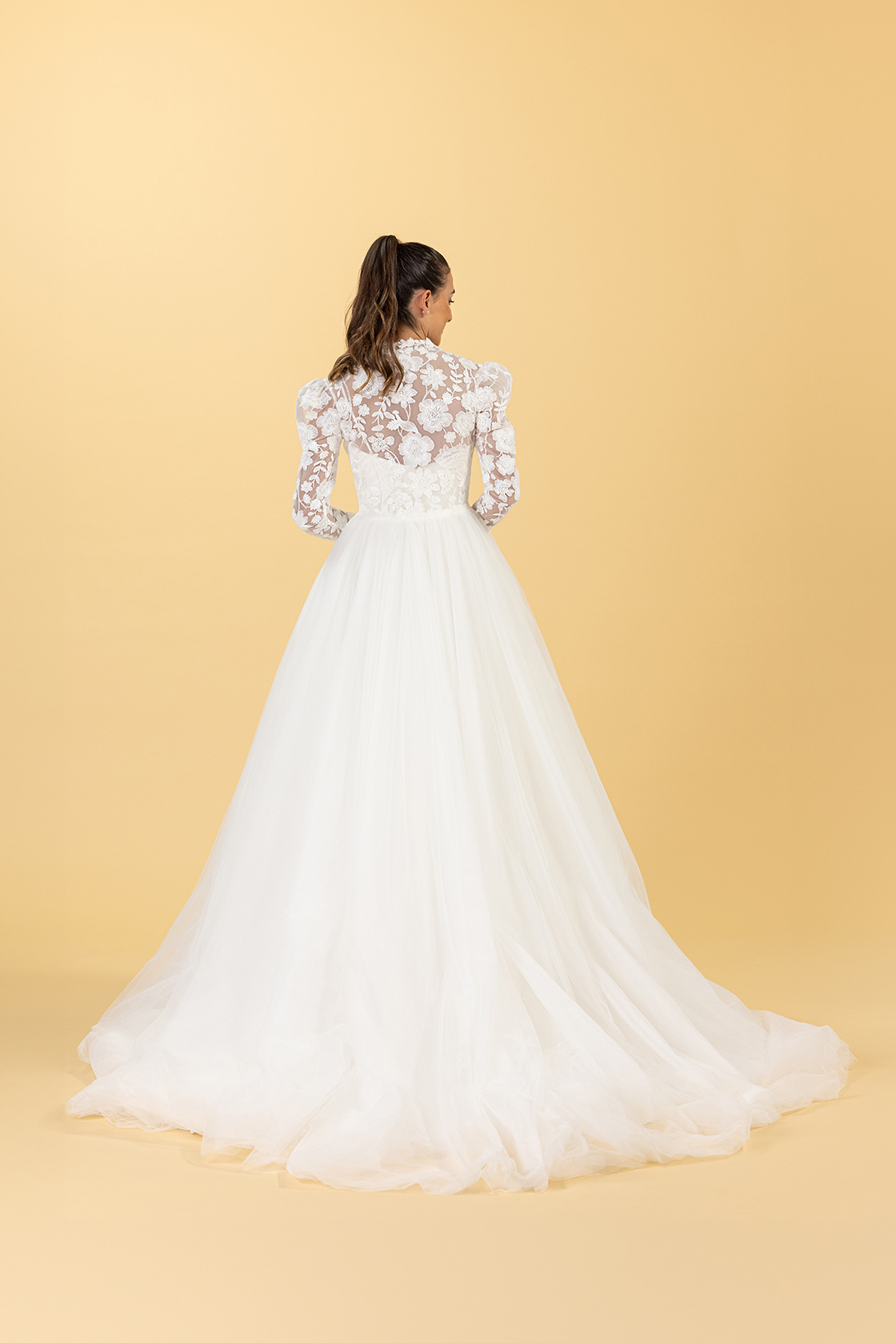 eglantine-ac225579-brautkleid-mix-match-festgarderobe image 2