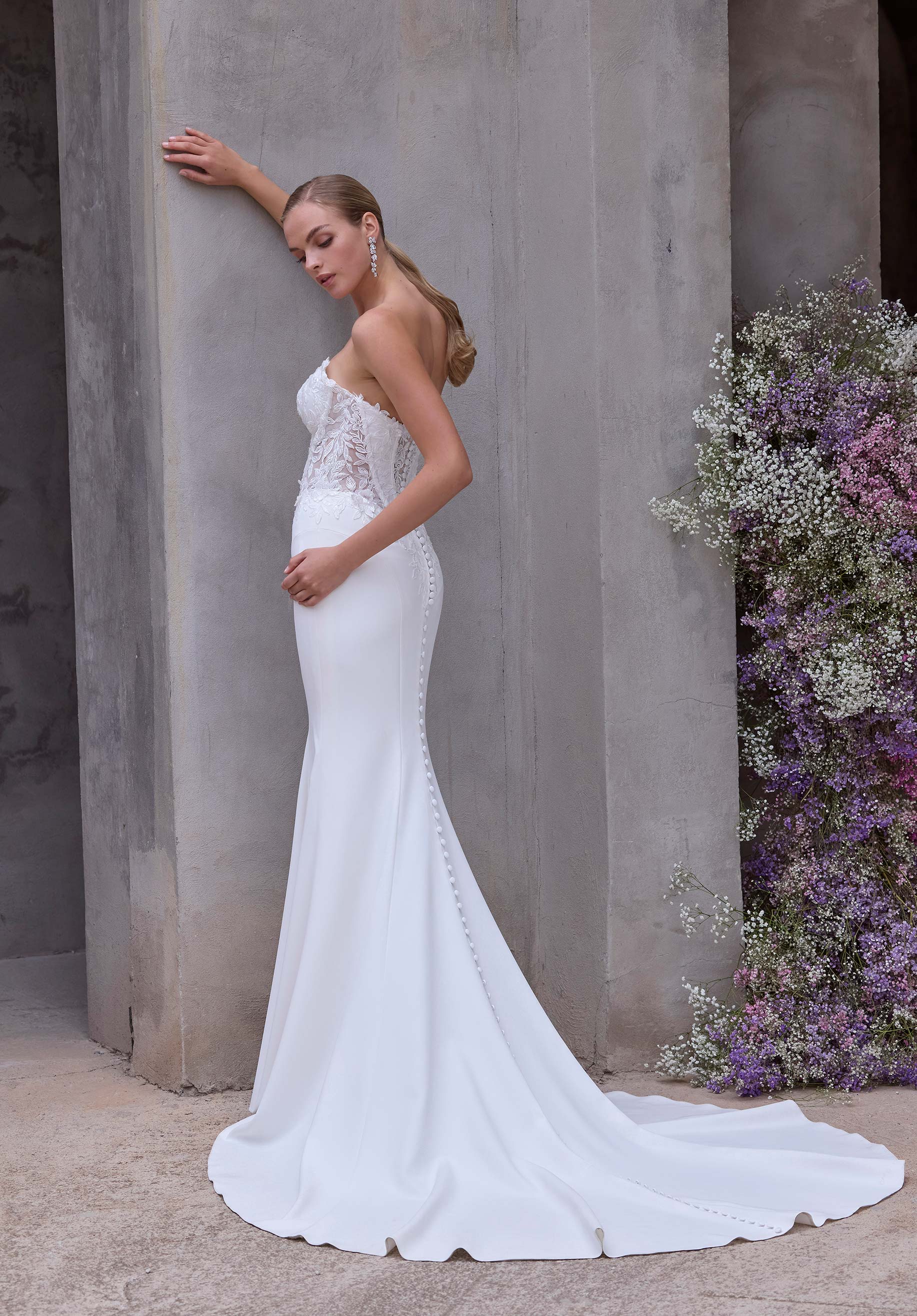 morilee-hypatia-brautkleid-fit-flare-aus-crepe-mit-cat-eye-ausschnitt image 5