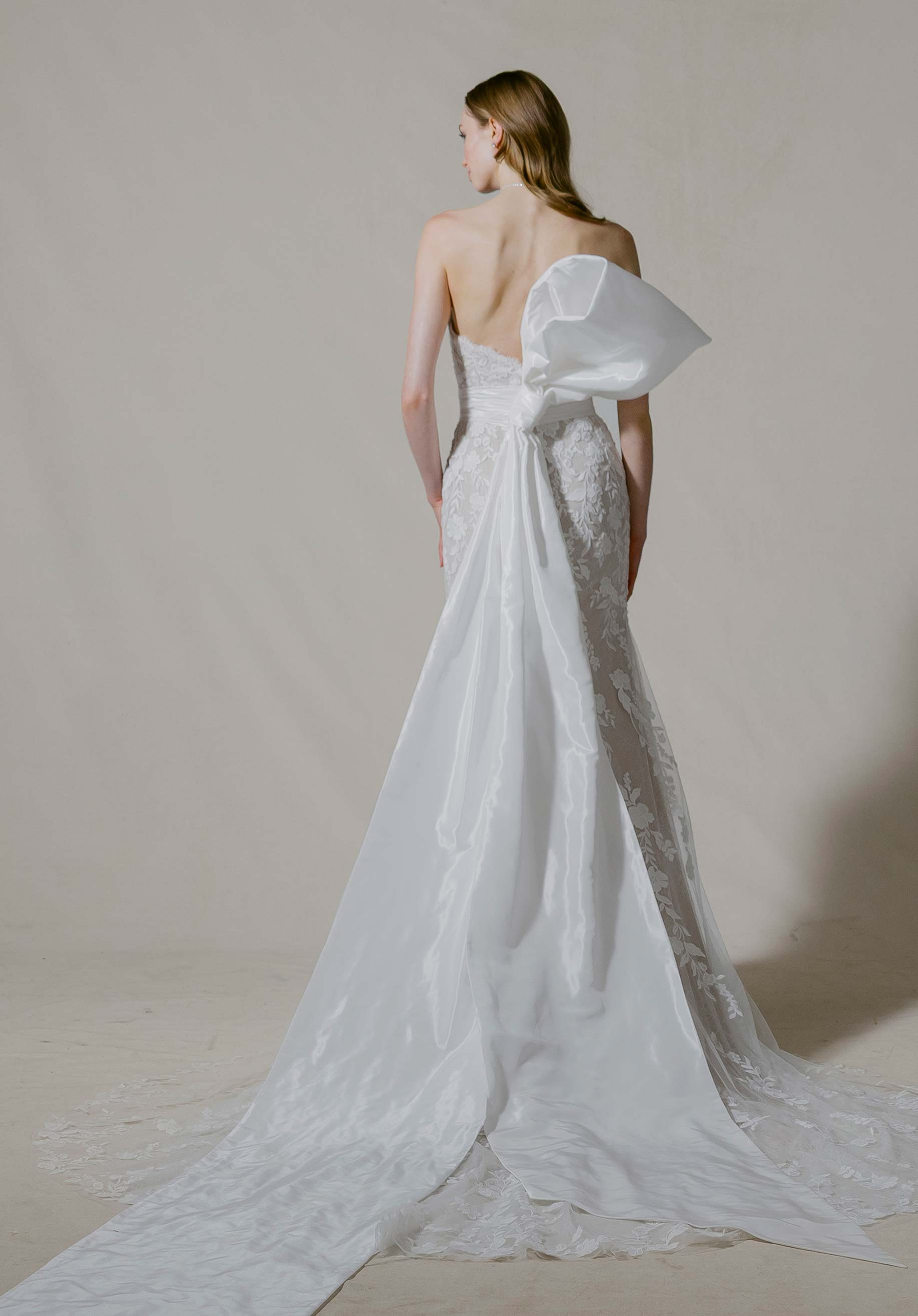 morilee-lysette-brautkleid-mermaid-chantilly-spitze image 5