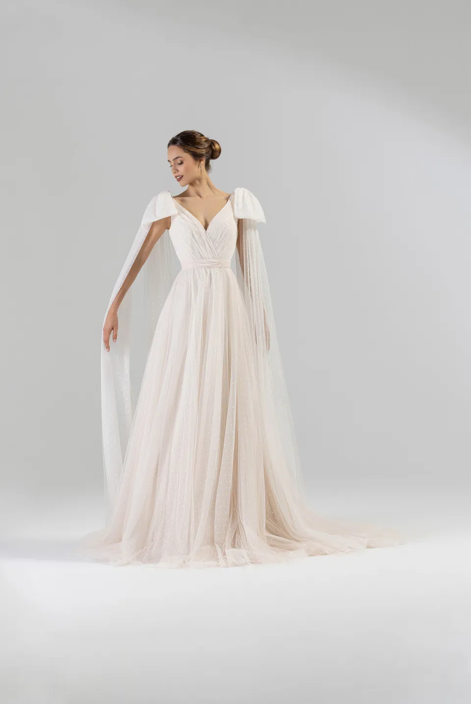 eglantine-lovely-brautkleid-ivoire-p-che-gr-34-60 image 1
