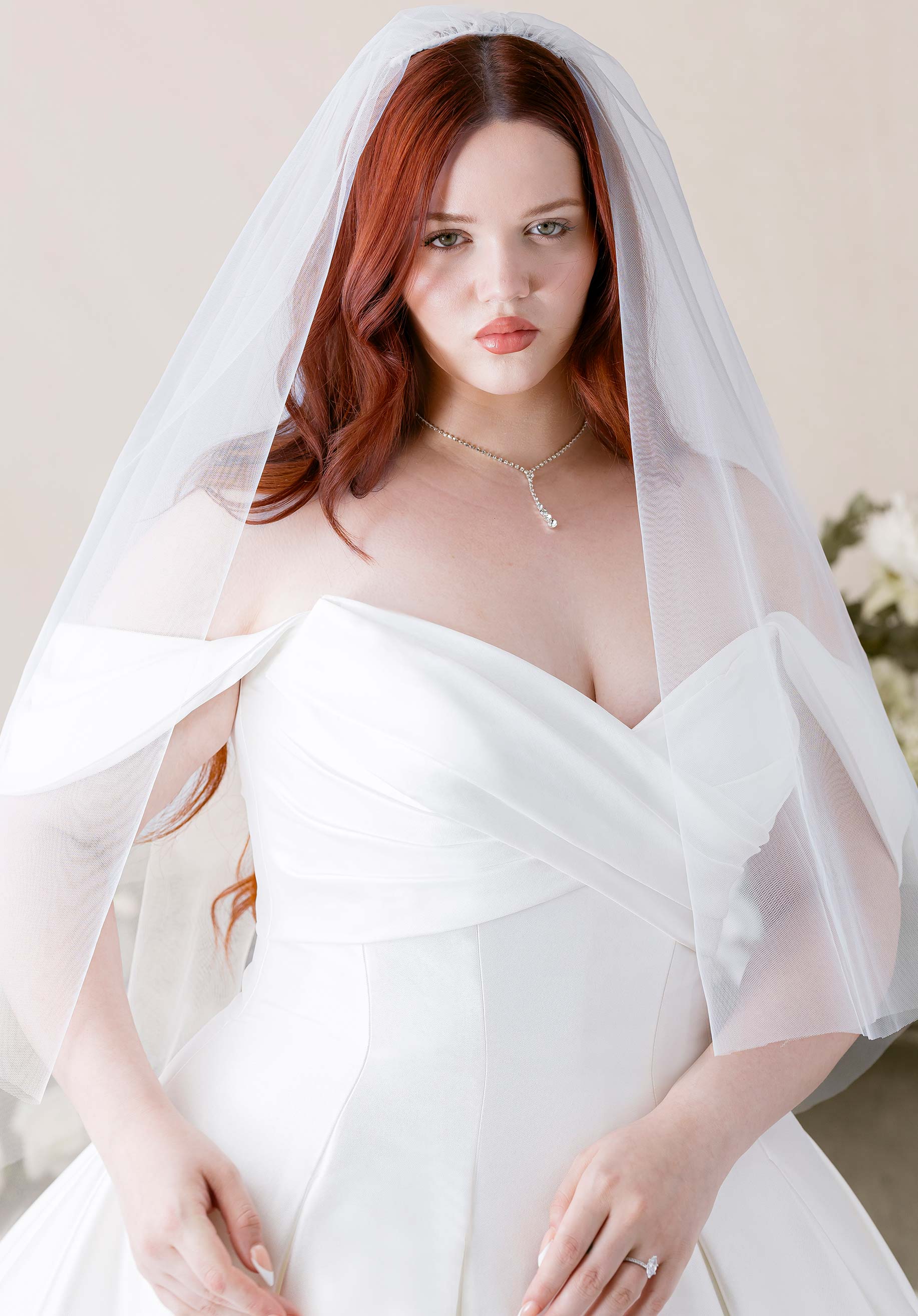 morilee-kalina-brautkleid-ballkleid-mit-cat-eye-ausschnitt image 2