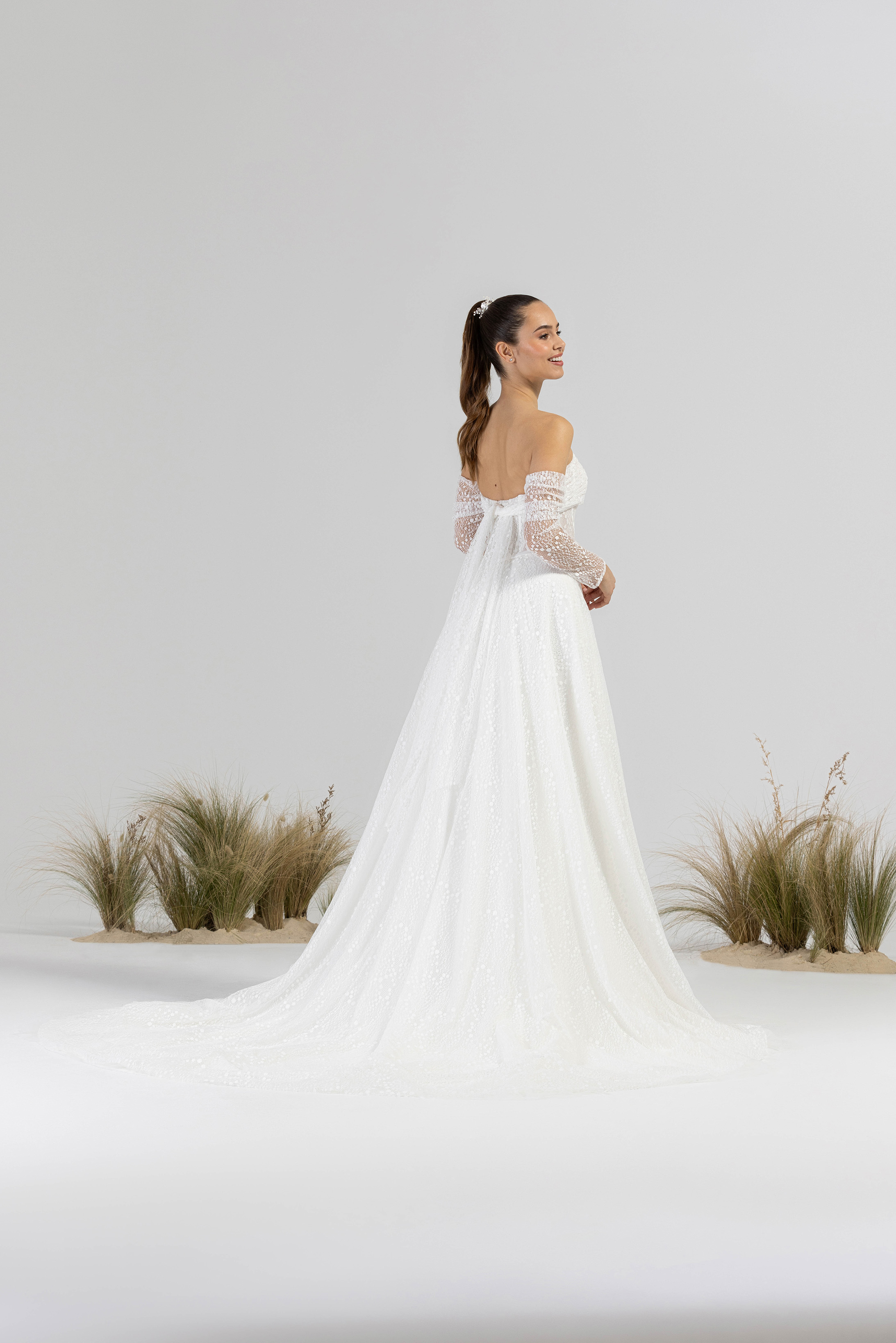 eglantine-lionne-brautkleid-ivoire-mit-bolero-gr-34-74 image 3
