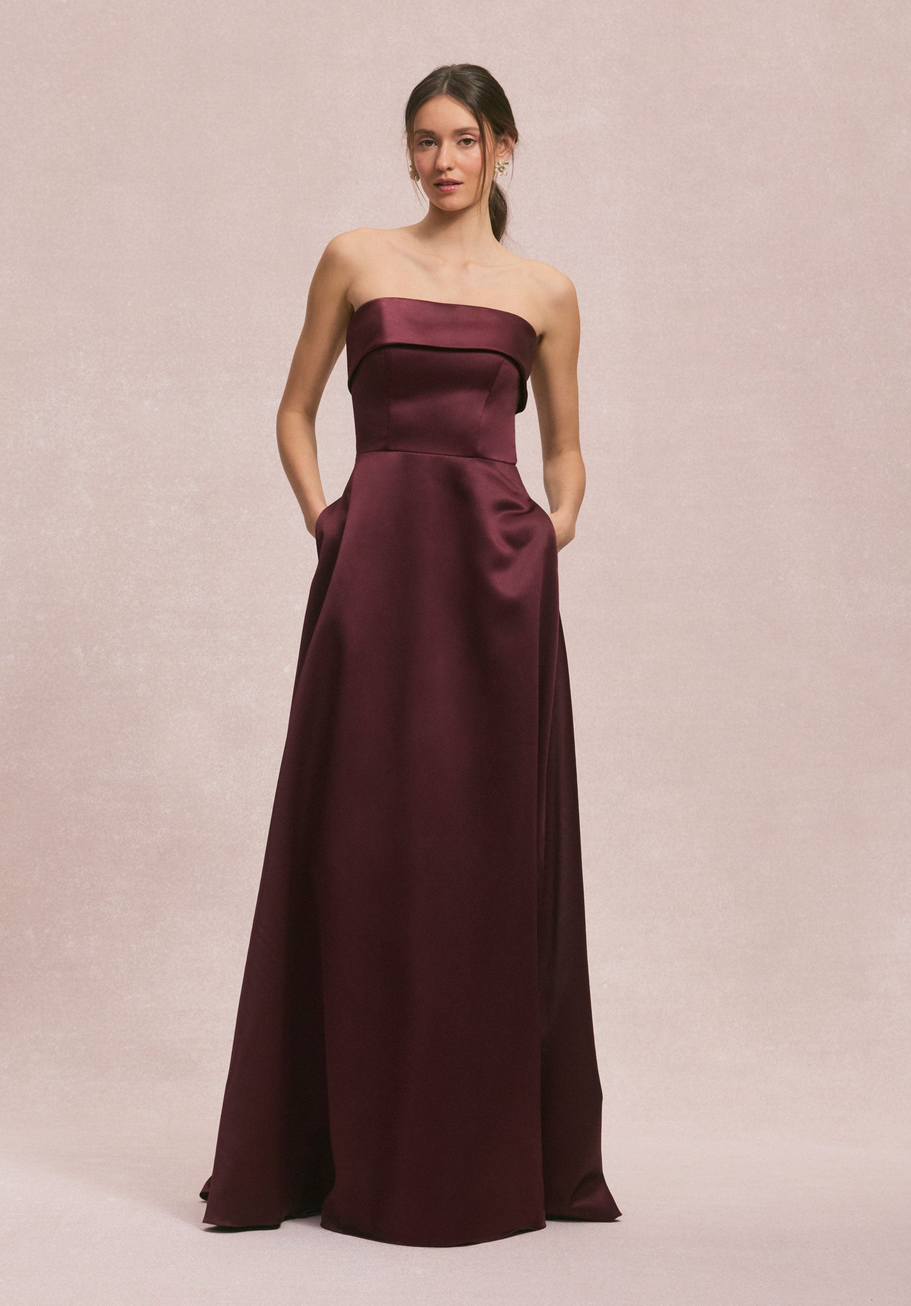 morilee-satin-a-linie-brautjungfernkleid-mit-manschetten-ausschnitt image 3