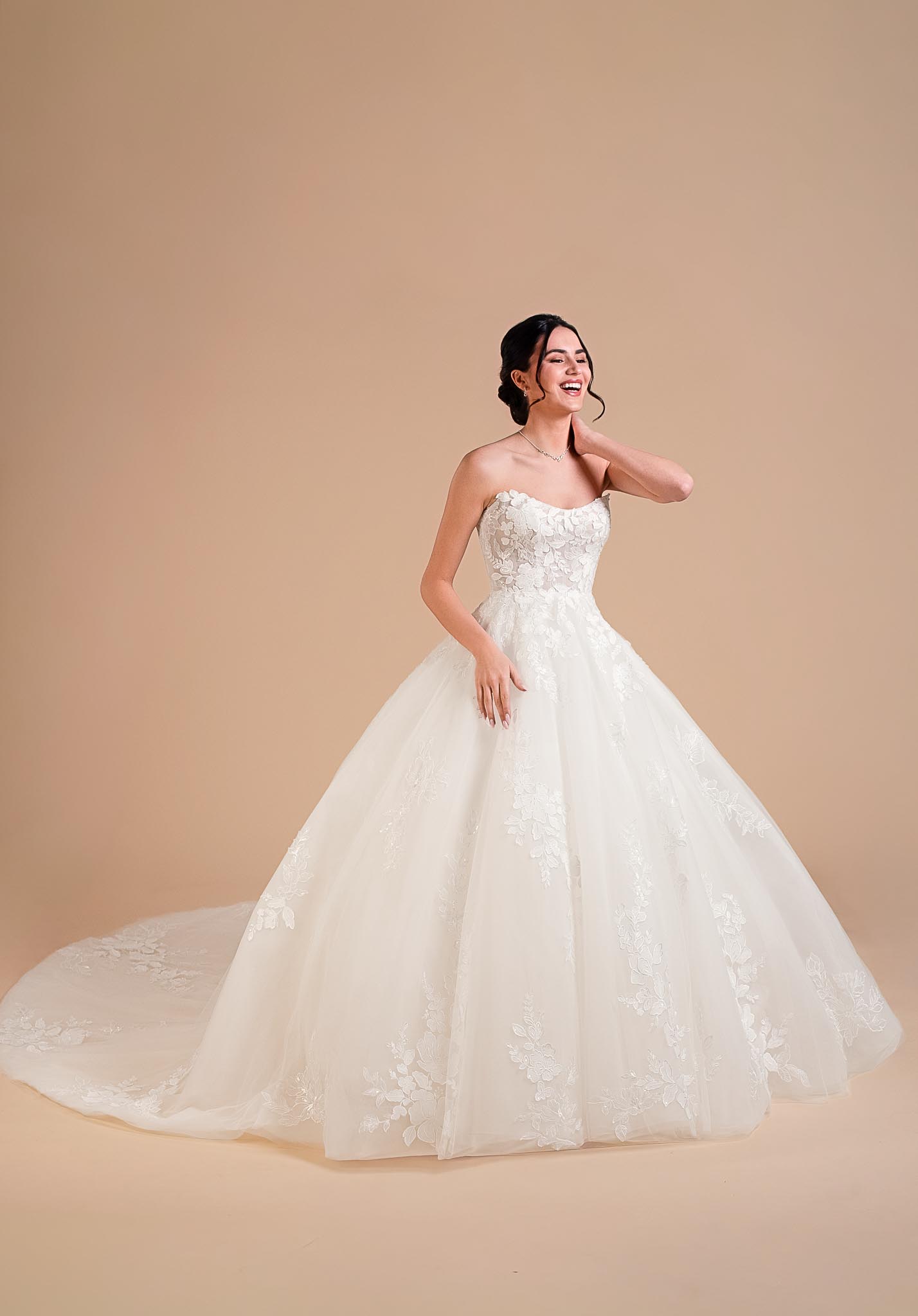 eglantine-ibiza-brautkleid-ivoire-wei-gr-34-74 image 1