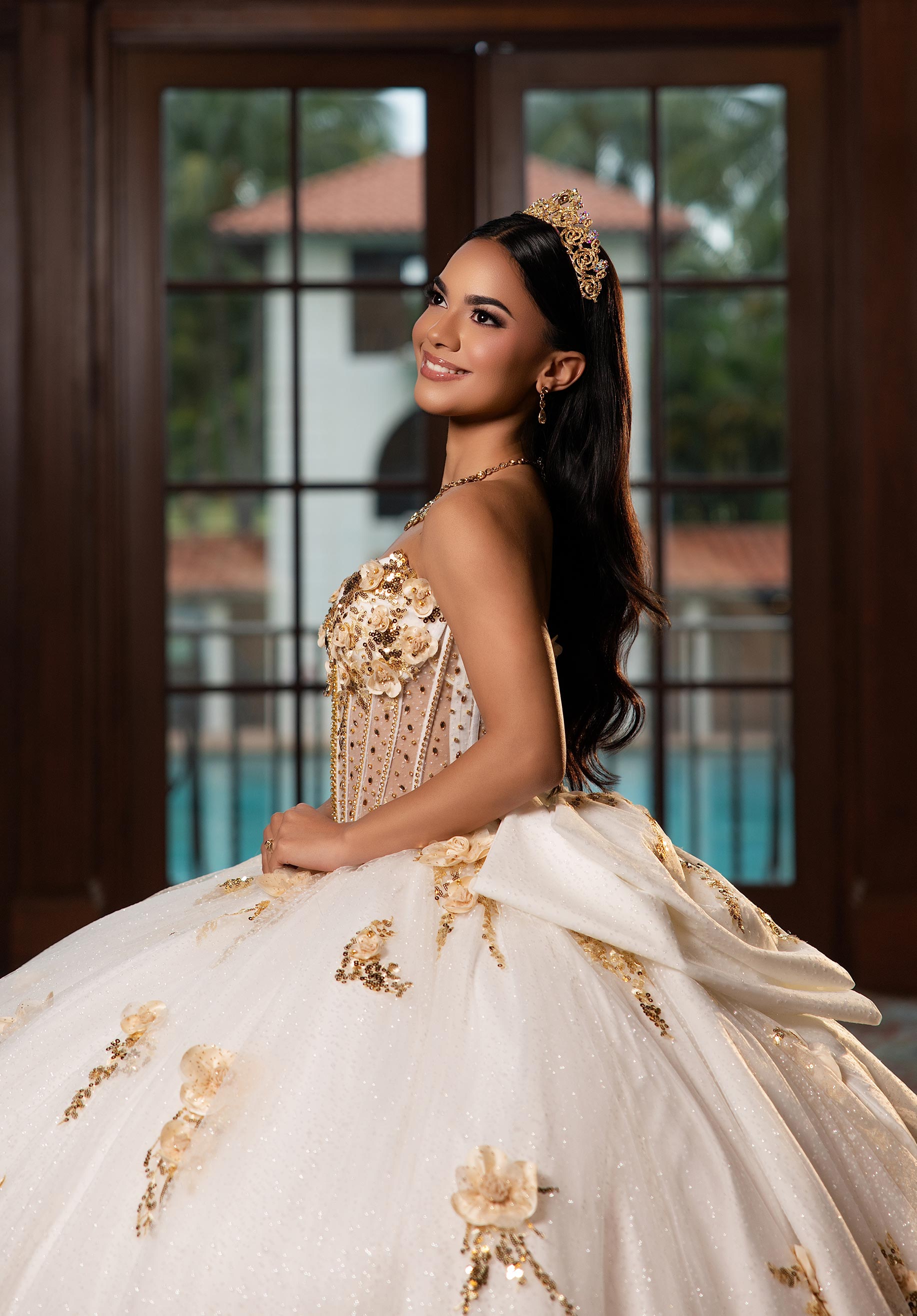 morilee-vizcaya-alexis-quincea-era-kleid-mit-rosetten image 8