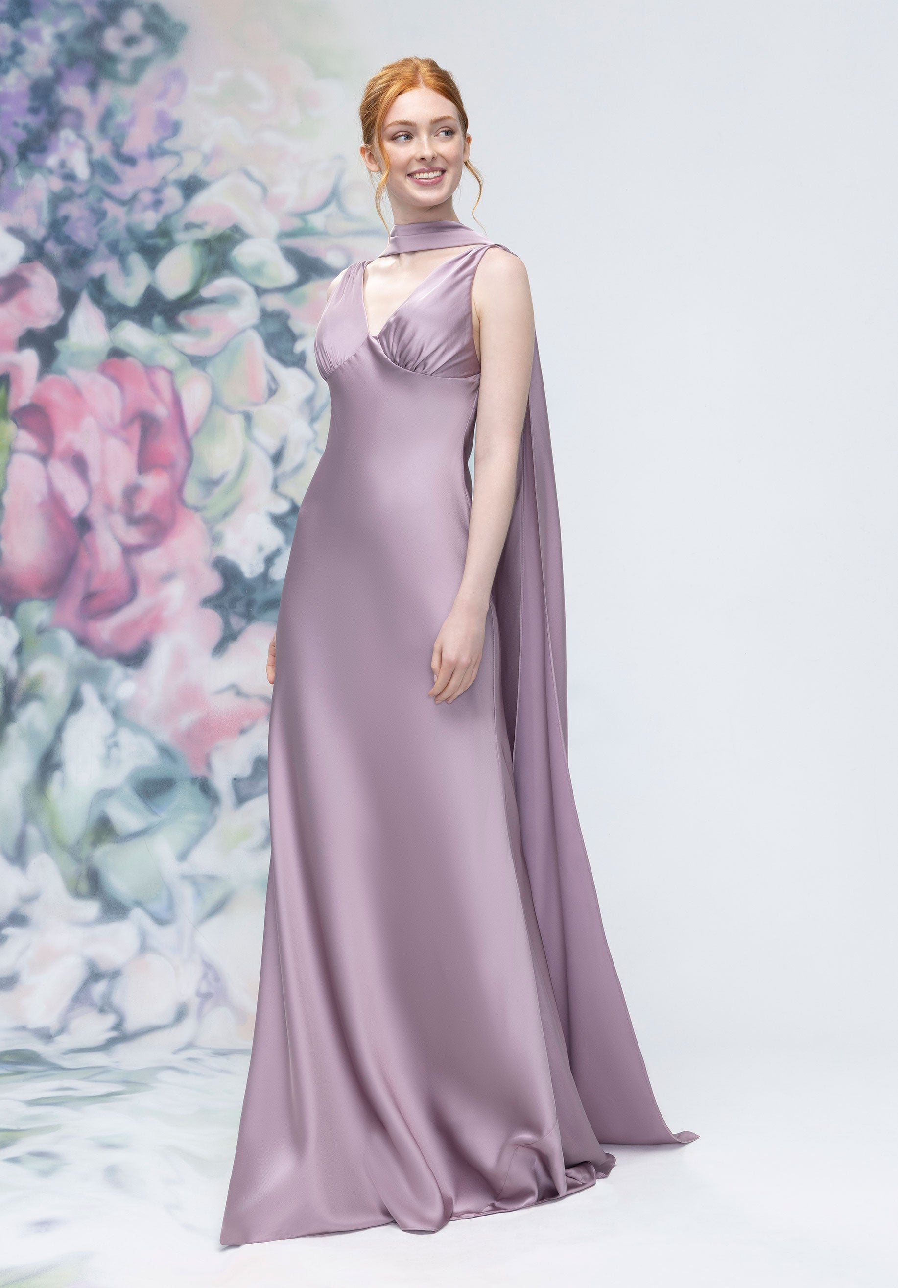 morilee-brautjungfernkleid-satin-v-ausschnitt-empire-mit-halstuch image 1