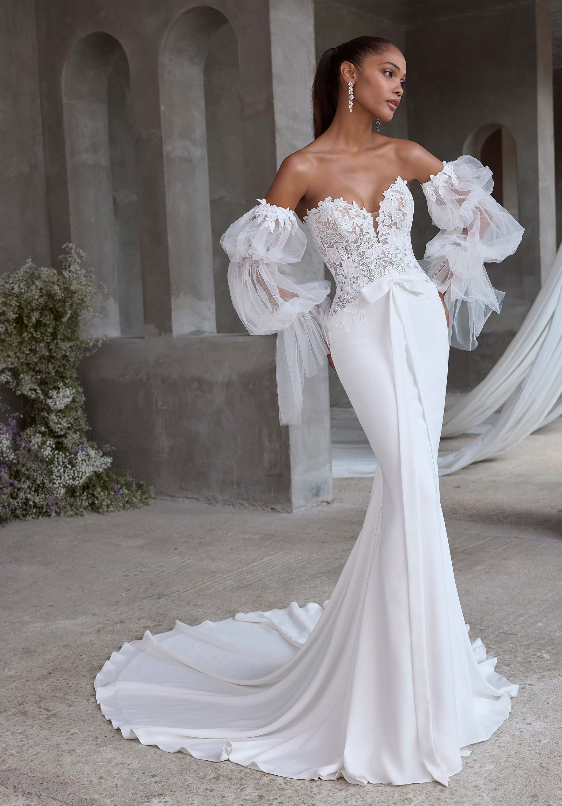 morilee-aine-brautkleid-fit-flare-mit-t-ll-rmeln-und-schleife image 1