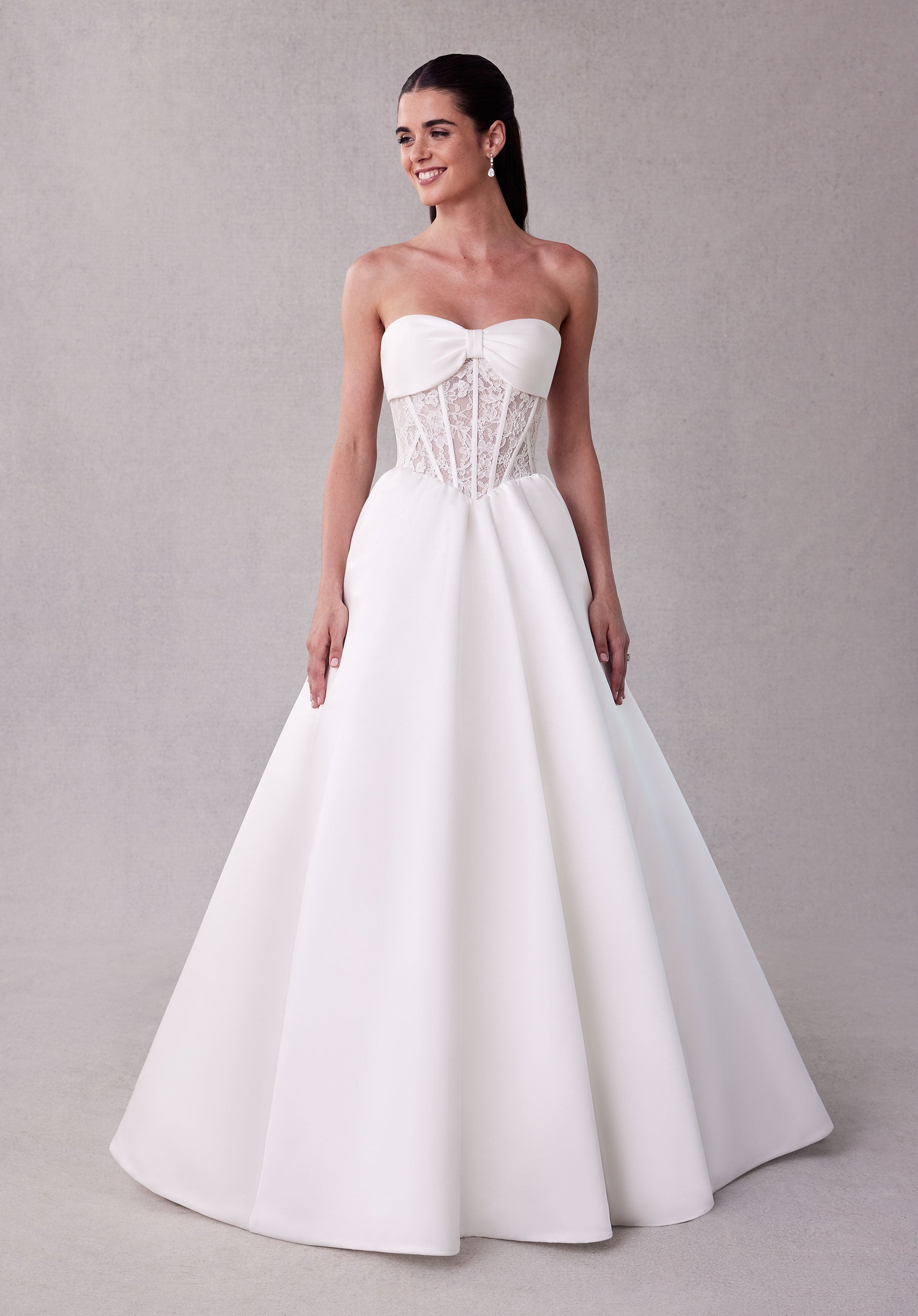 morilee-sabrine-brautkleid-ballkleid-aus-satin-mit-schleife image 1
