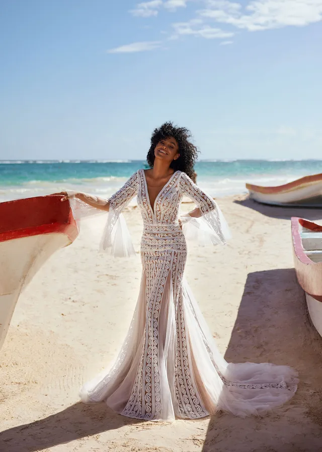 gbs-herve-paris-bridal-bona-brautkleid-mystical-collection image 1