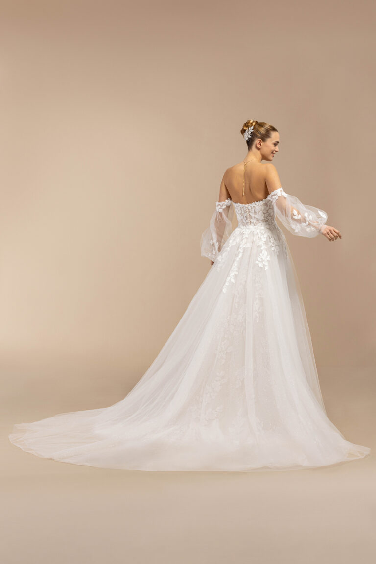 eglantine-born-o-brautkleid-ivoire-ros-gr-34-60 image 3