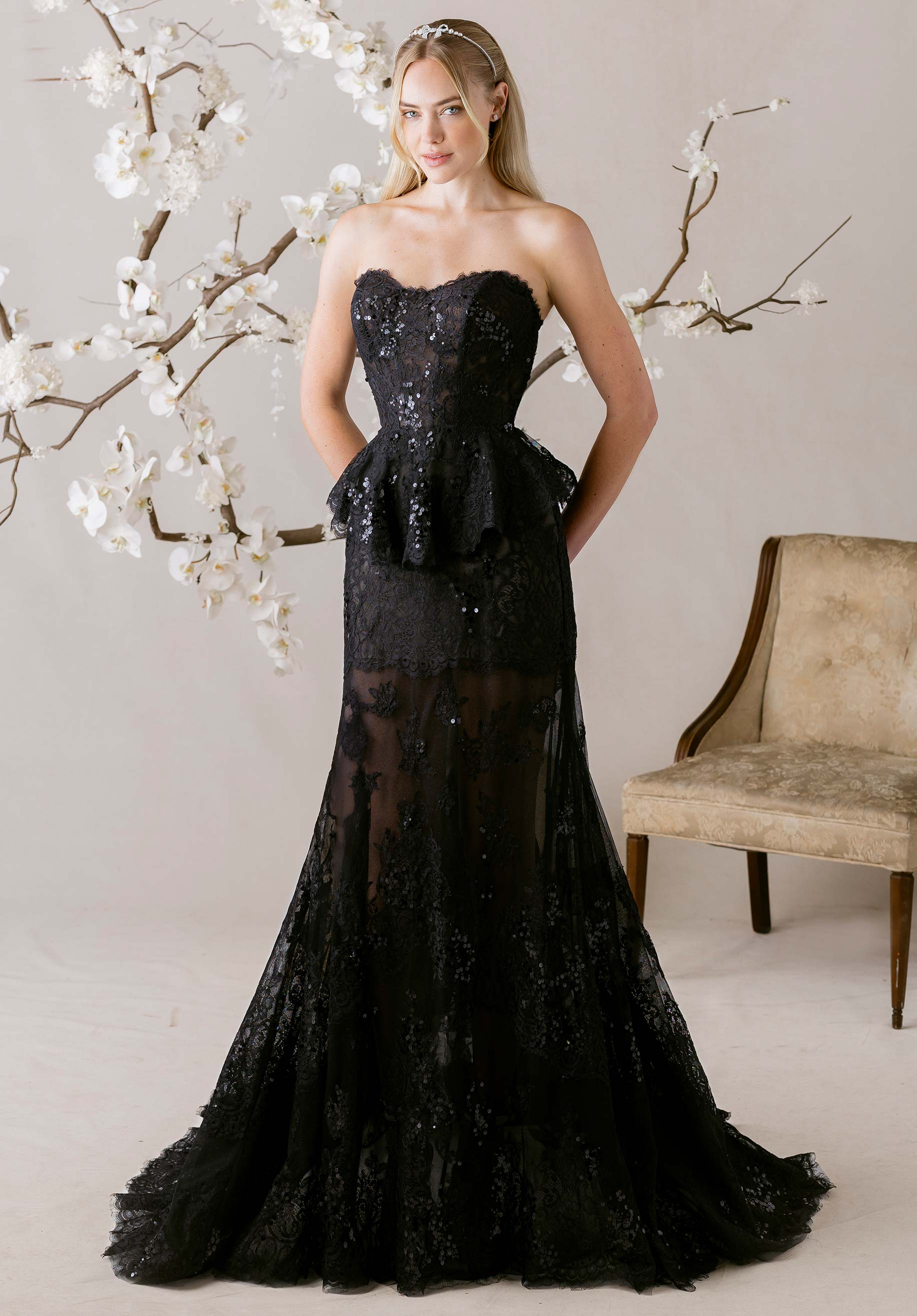 morilee-aloura-brautkleid-meerjungfrau-mit-schleife image 6