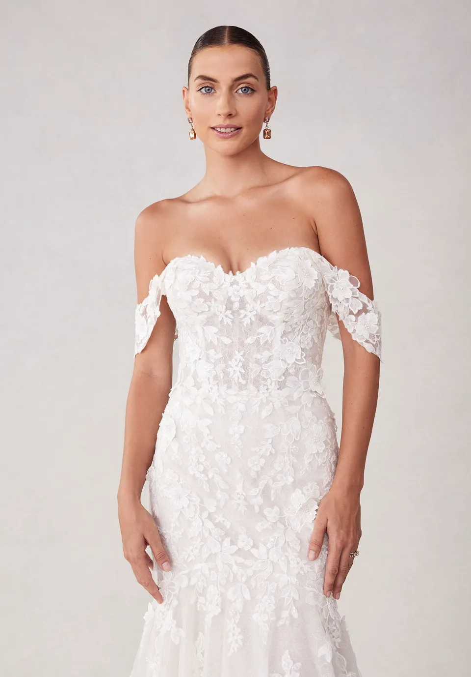 morilee-off-shoulder-abendkleid-mit-3d-bl-ten-und-perlen image 1