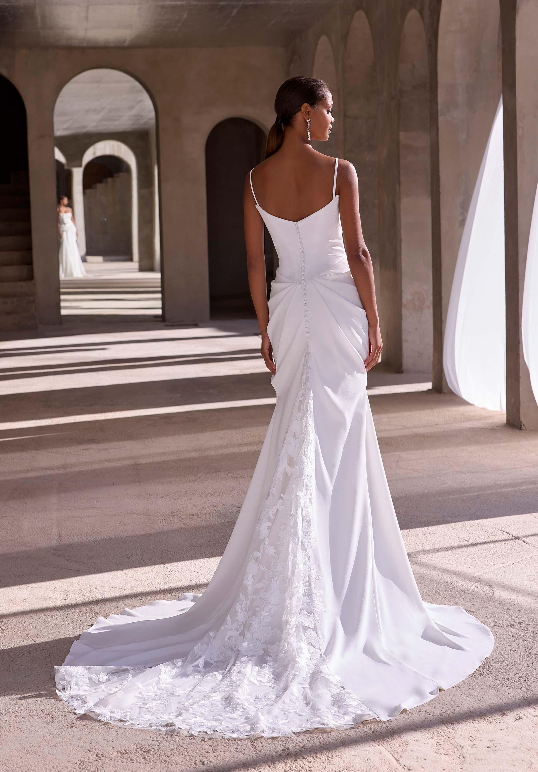 morilee-myka-crepe-brautkleid-fit-and-flare-mit-rmeln image 4