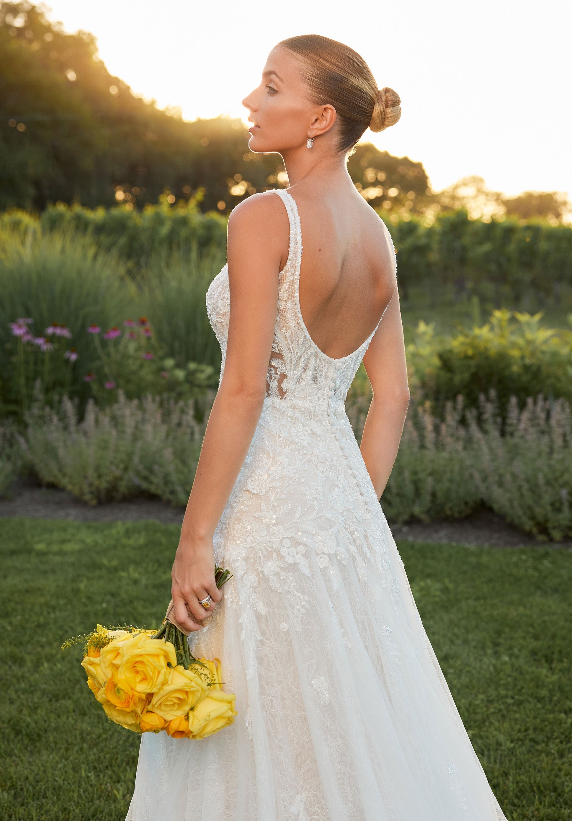 morilee-sutton-brautkleid-boho-a-linie-mit-botanik-spitze image 4